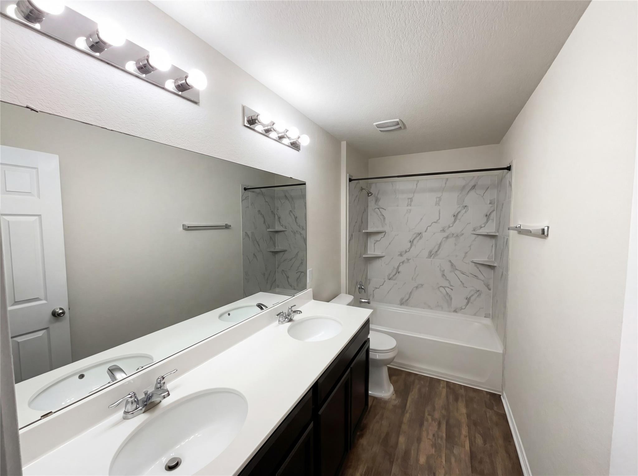 709 Hummingbird Ln, Leander, TX 78641