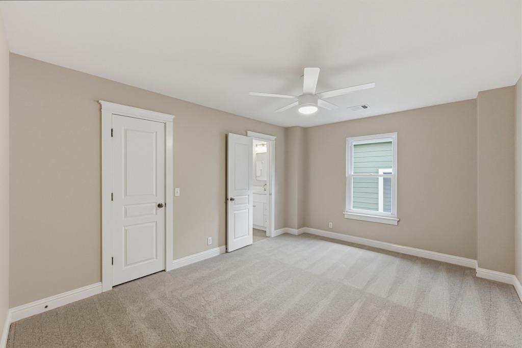 9301 Hopeland Dr, Austin, TX 78749