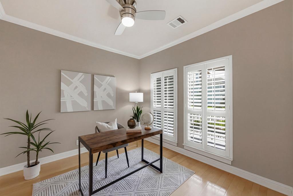 9301 Hopeland Dr, Austin, TX 78749