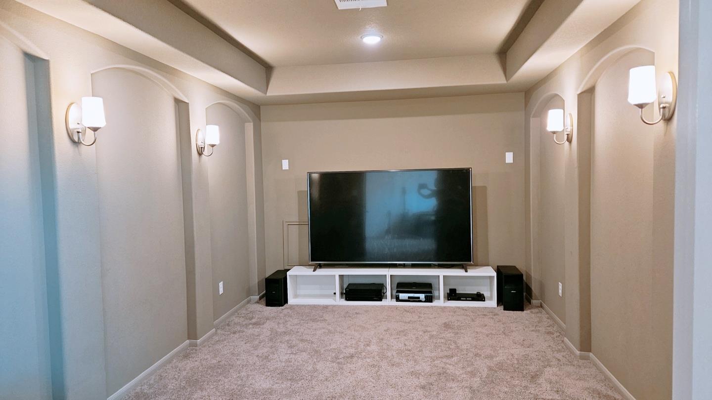 469 Anfield Cir, Austin, TX 78738