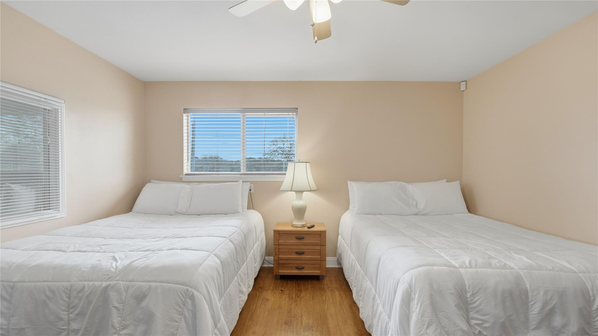 218 Little Ranch Rd # E, Red Rock, TX 78662