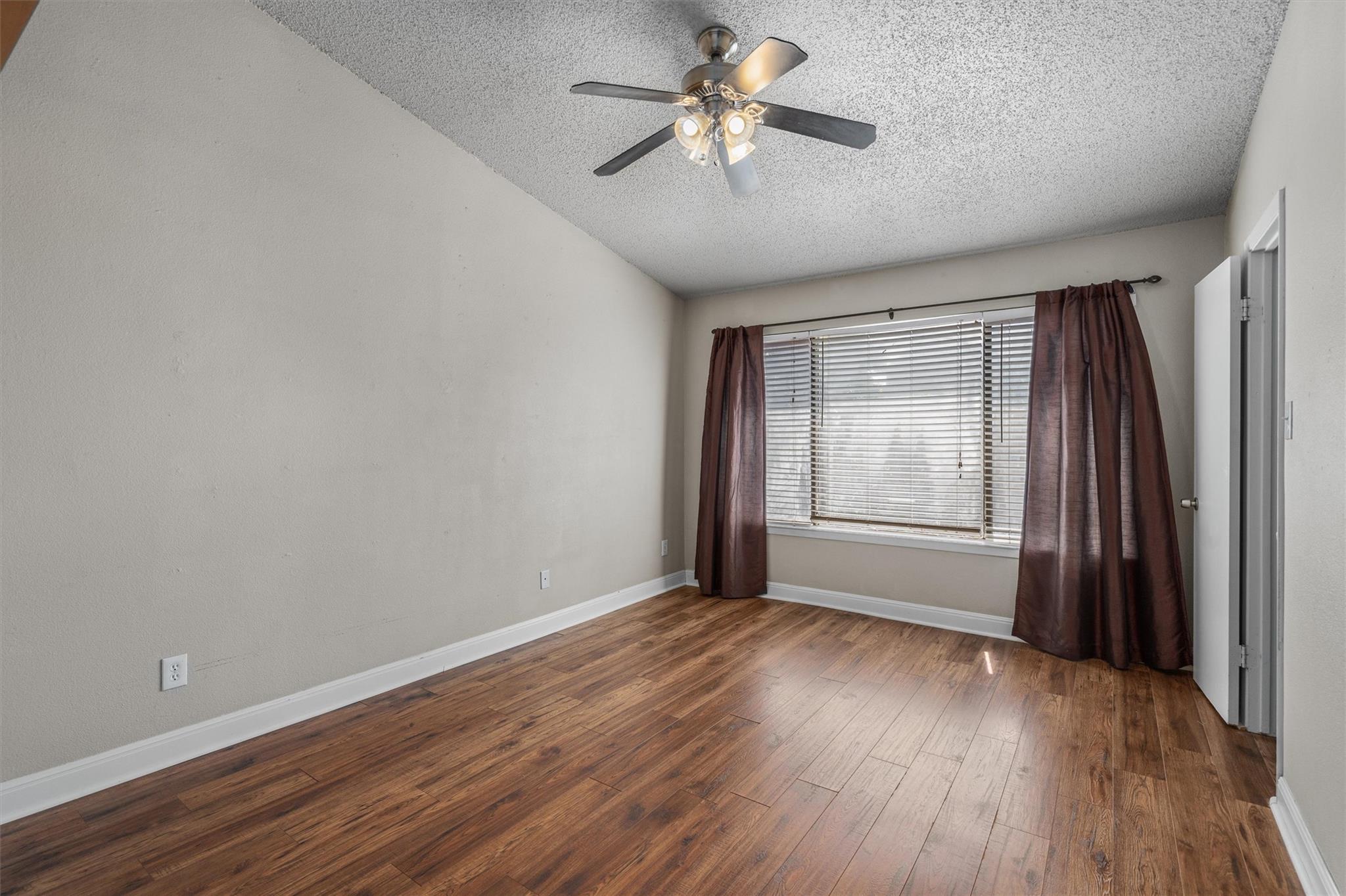 806 W 24th St # 326, Austin, TX 78705