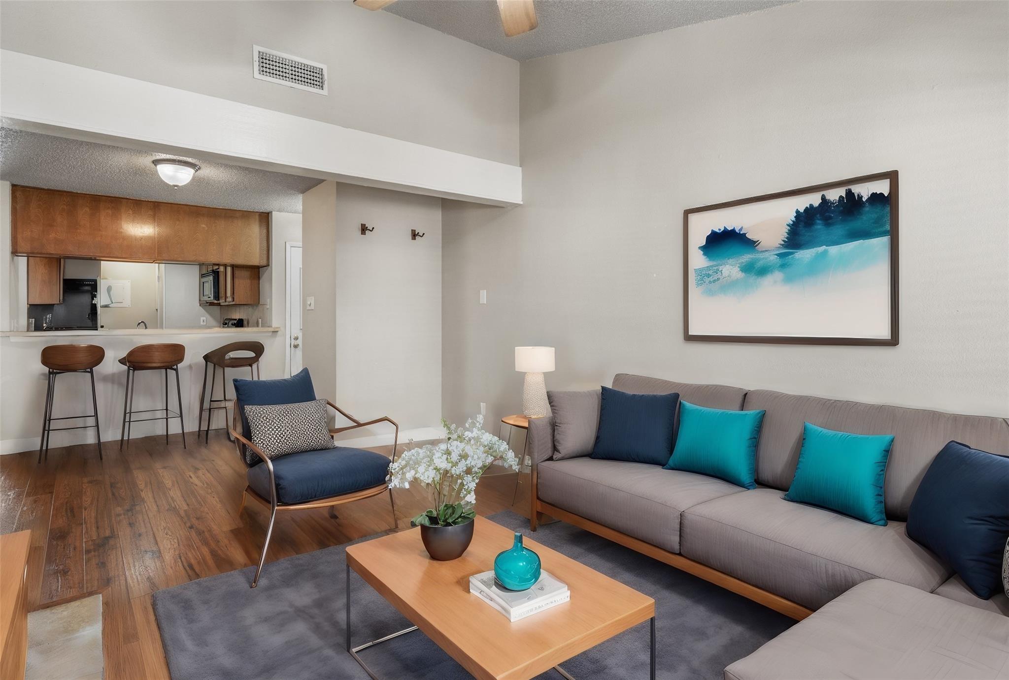 806 W 24th St # 326, Austin, TX 78705