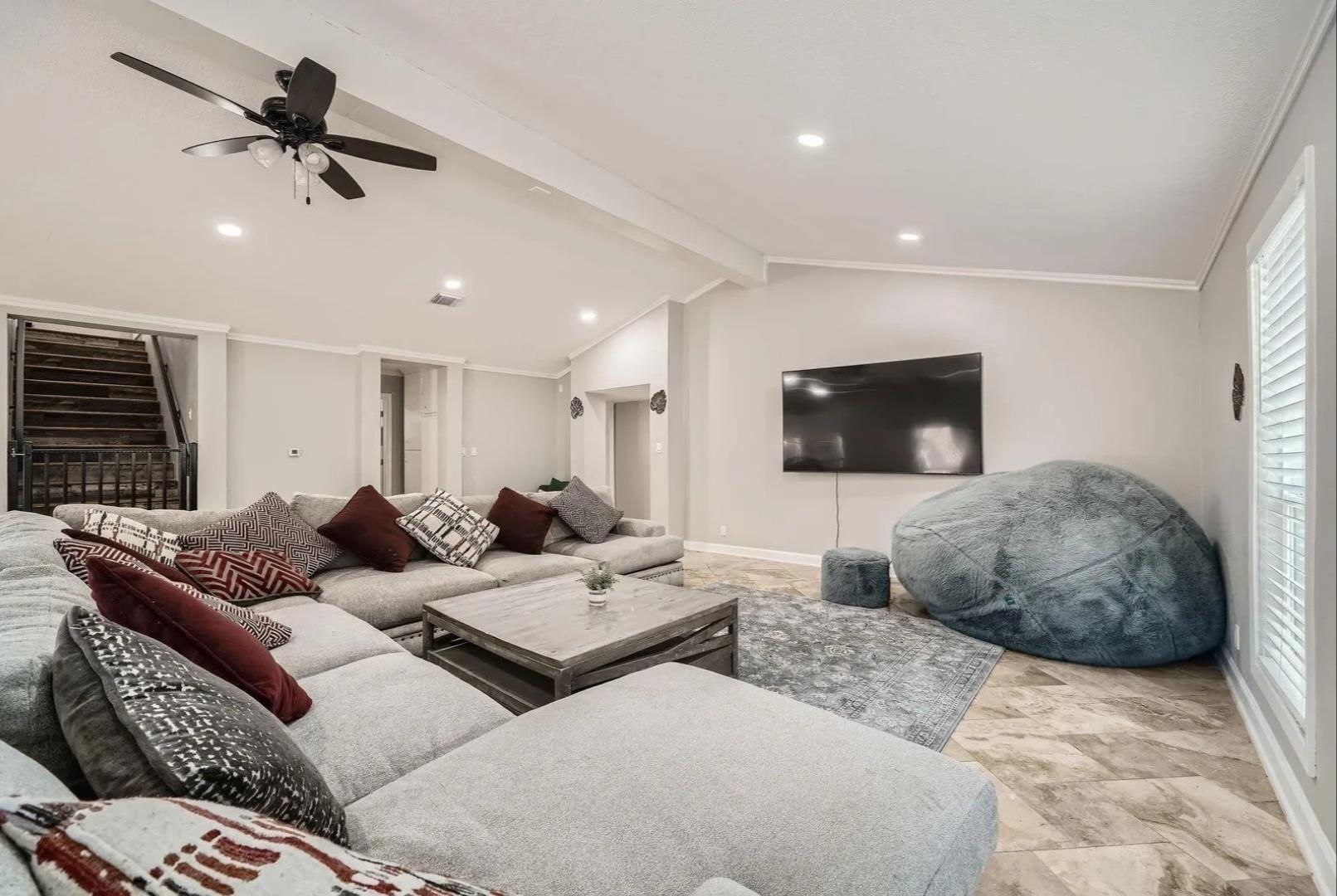 7507 Davy Dr, Volente, TX 78641