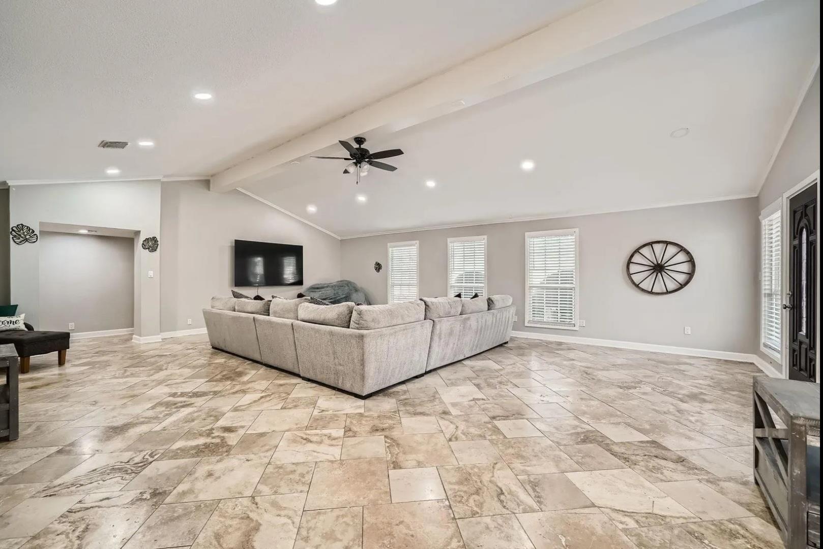 7507 Davy Dr, Volente, TX 78641