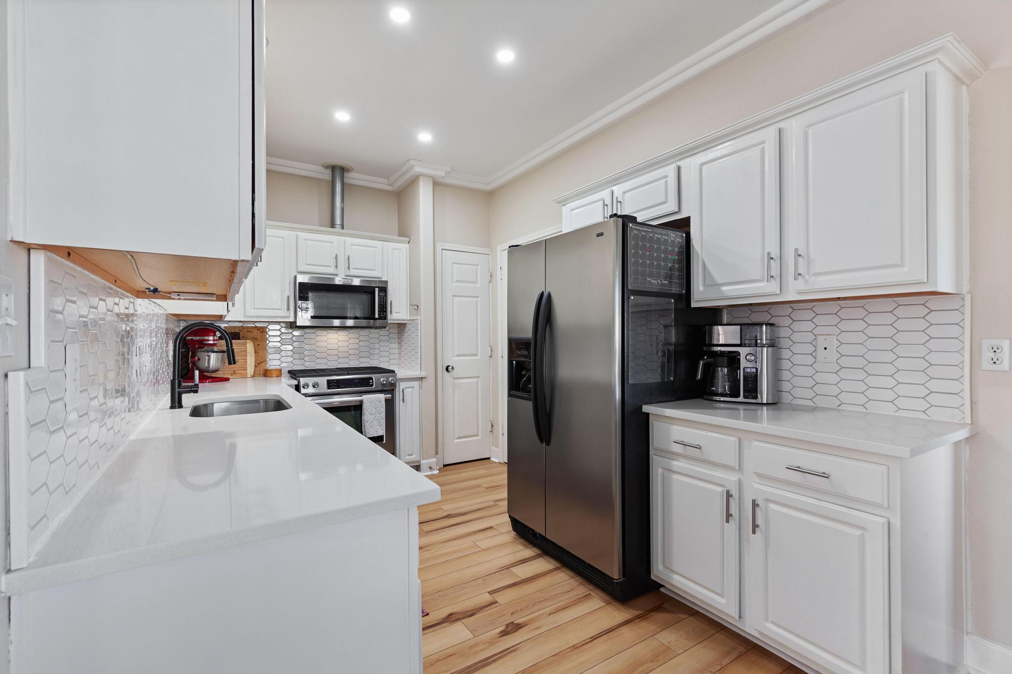 12295 Abbey Glen Ln, Austin, TX 78753