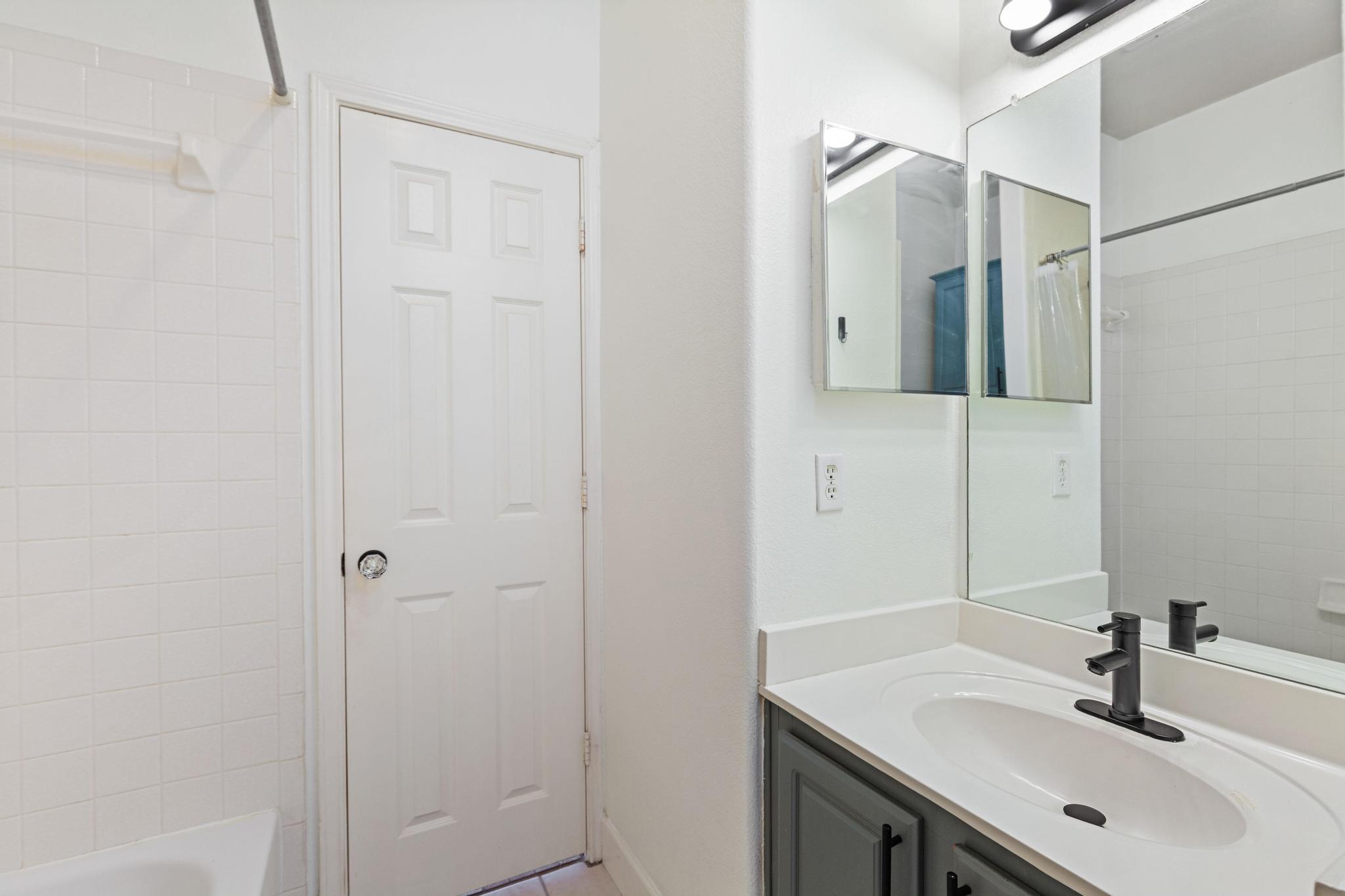 12295 Abbey Glen Ln, Austin, TX 78753