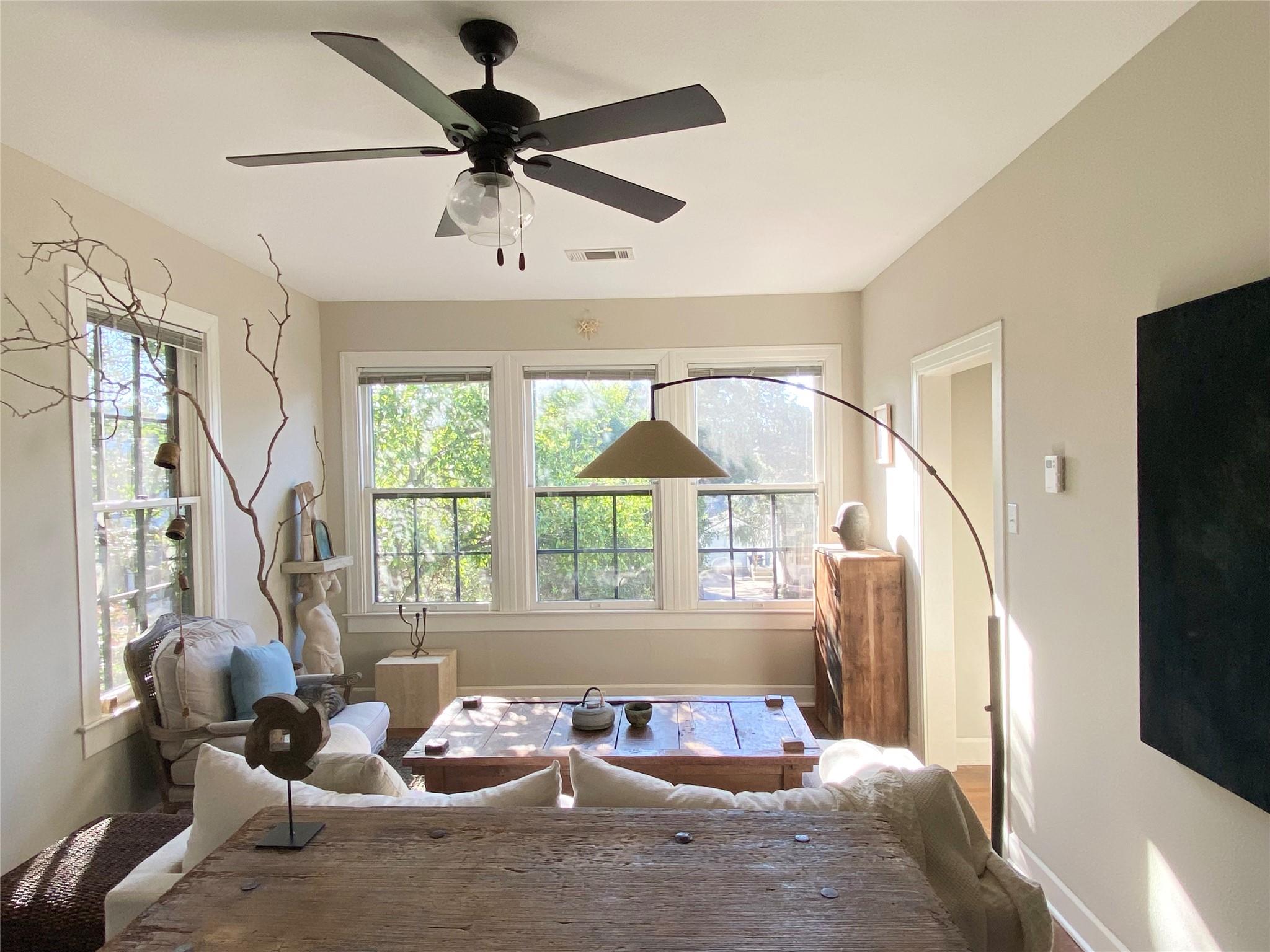 3106 Walling Dr, Austin, TX 78705