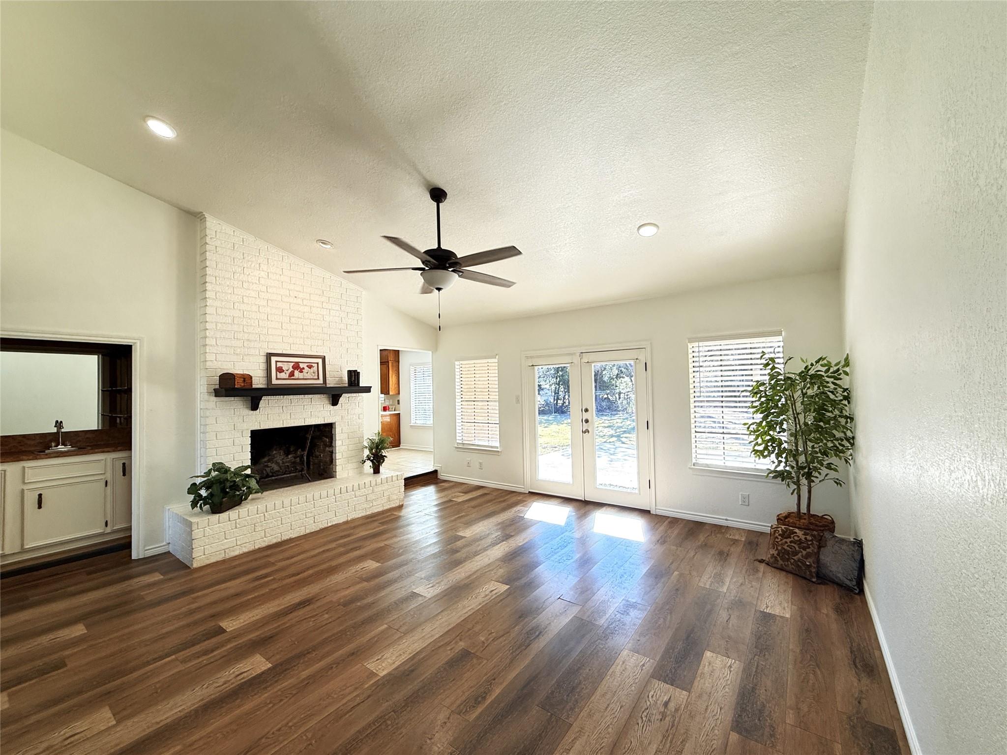 2111 Chinaberry Cir, Harker Heights, TX 76548