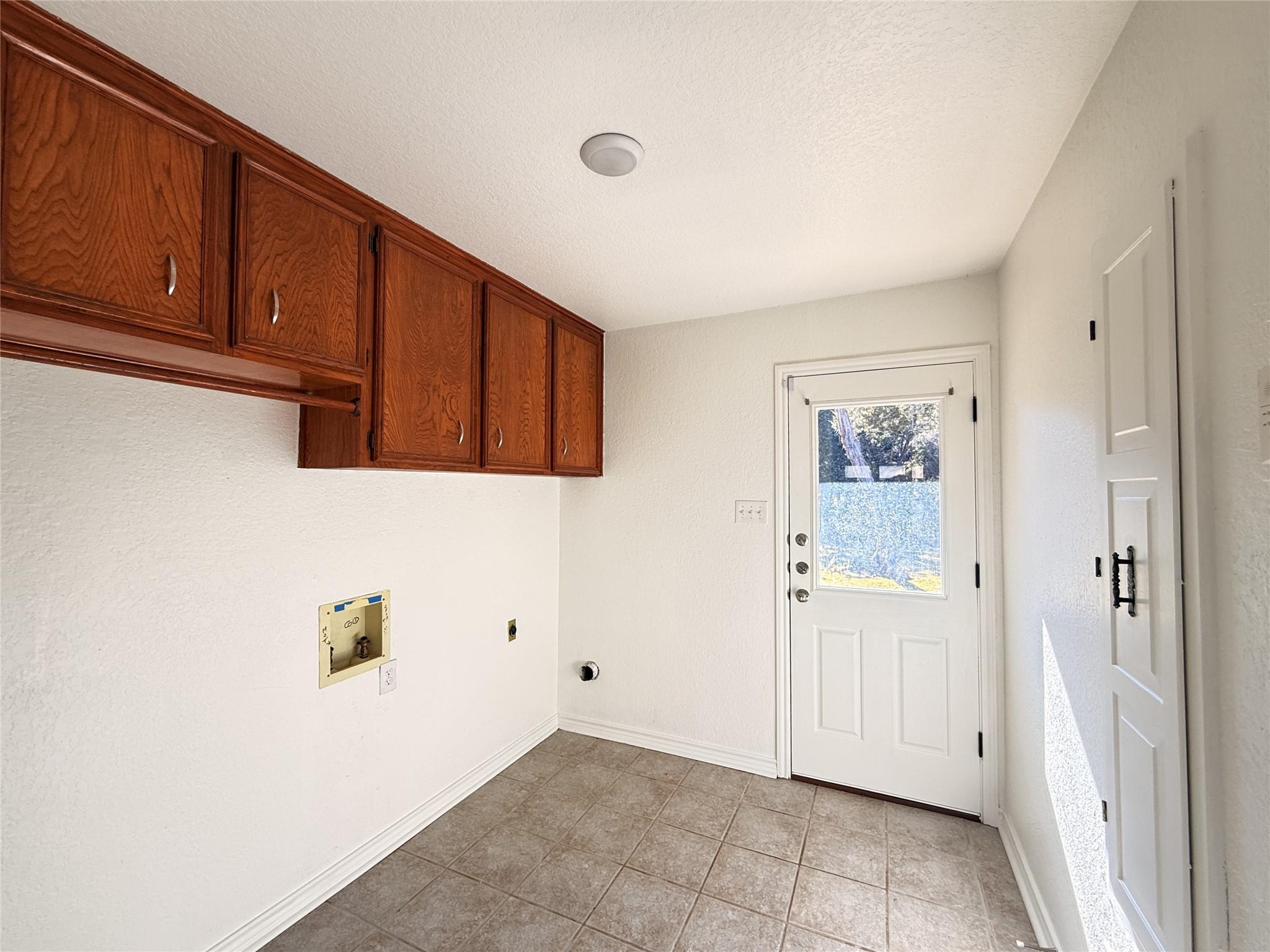 2111 Chinaberry Cir, Harker Heights, TX 76548