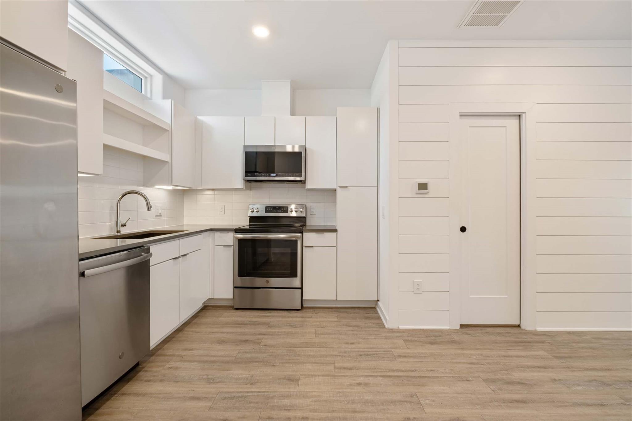 5924 S Congress Ave # 103, Austin, TX 78745