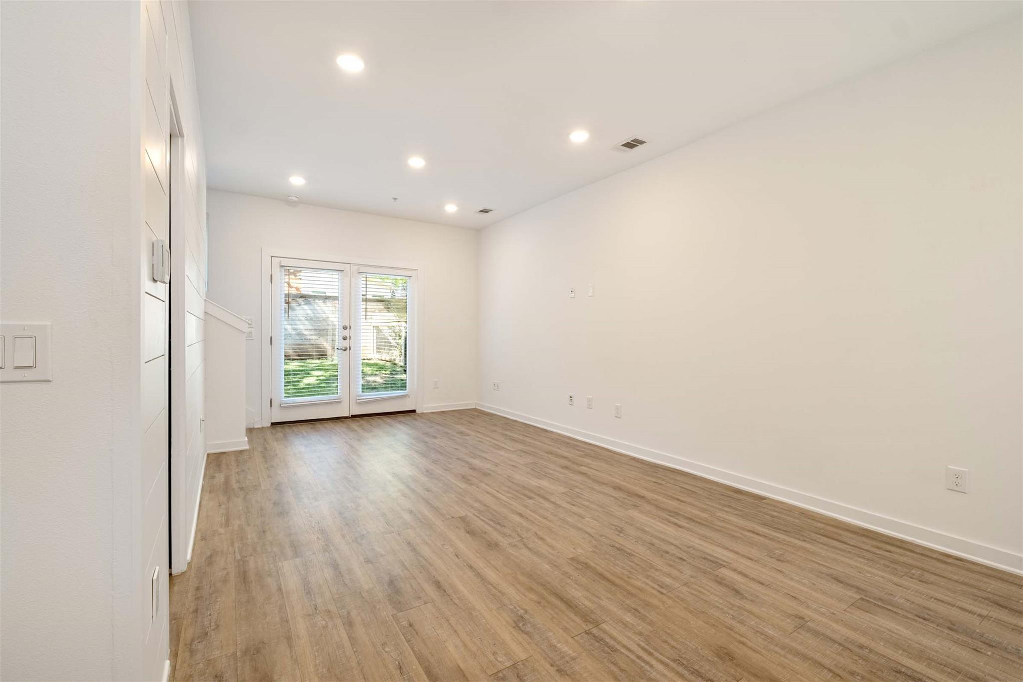 5924 S Congress Ave # 103, Austin, TX 78745