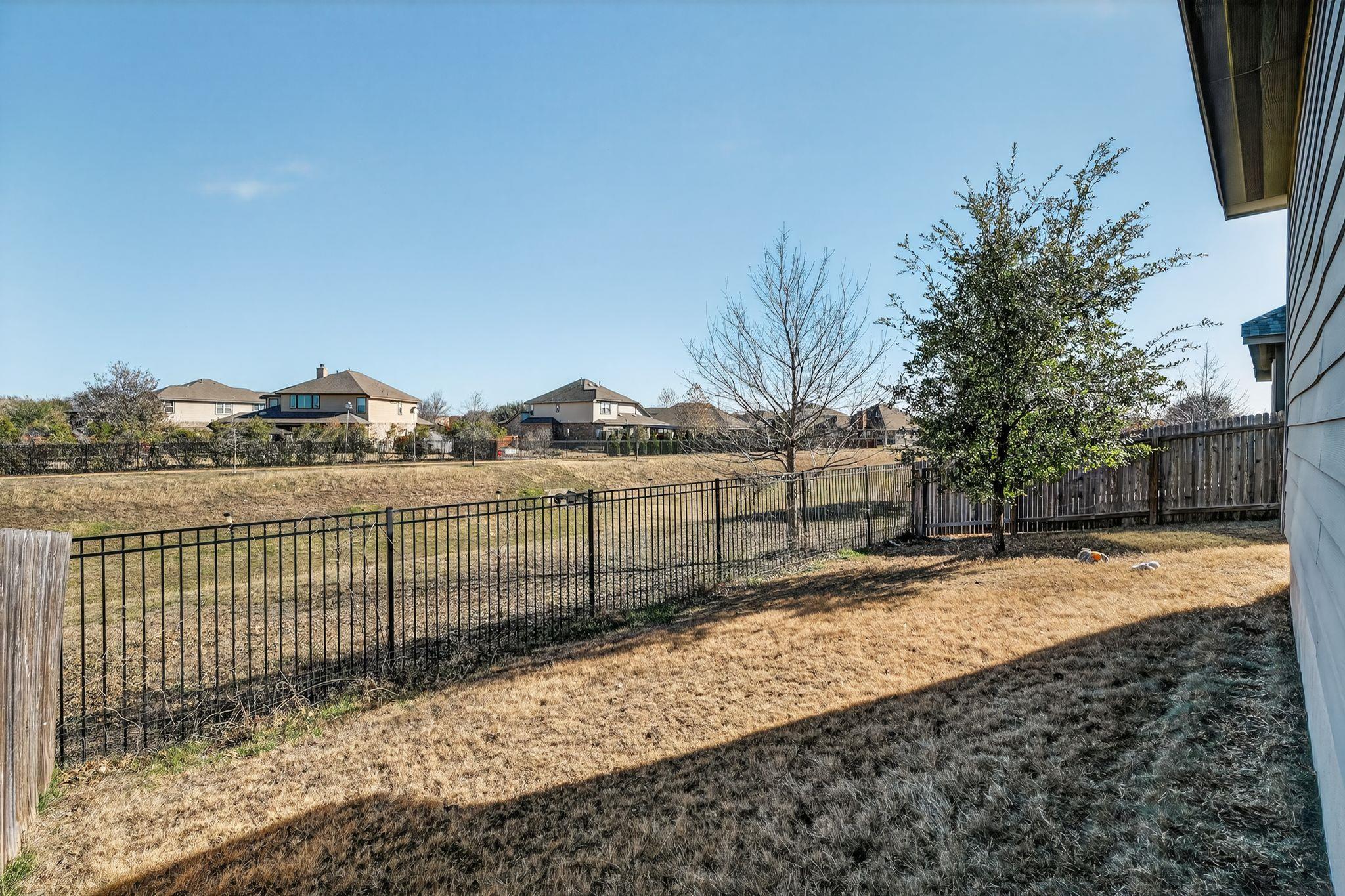 632 Blue Oak Blvd, San Marcos, TX 78666