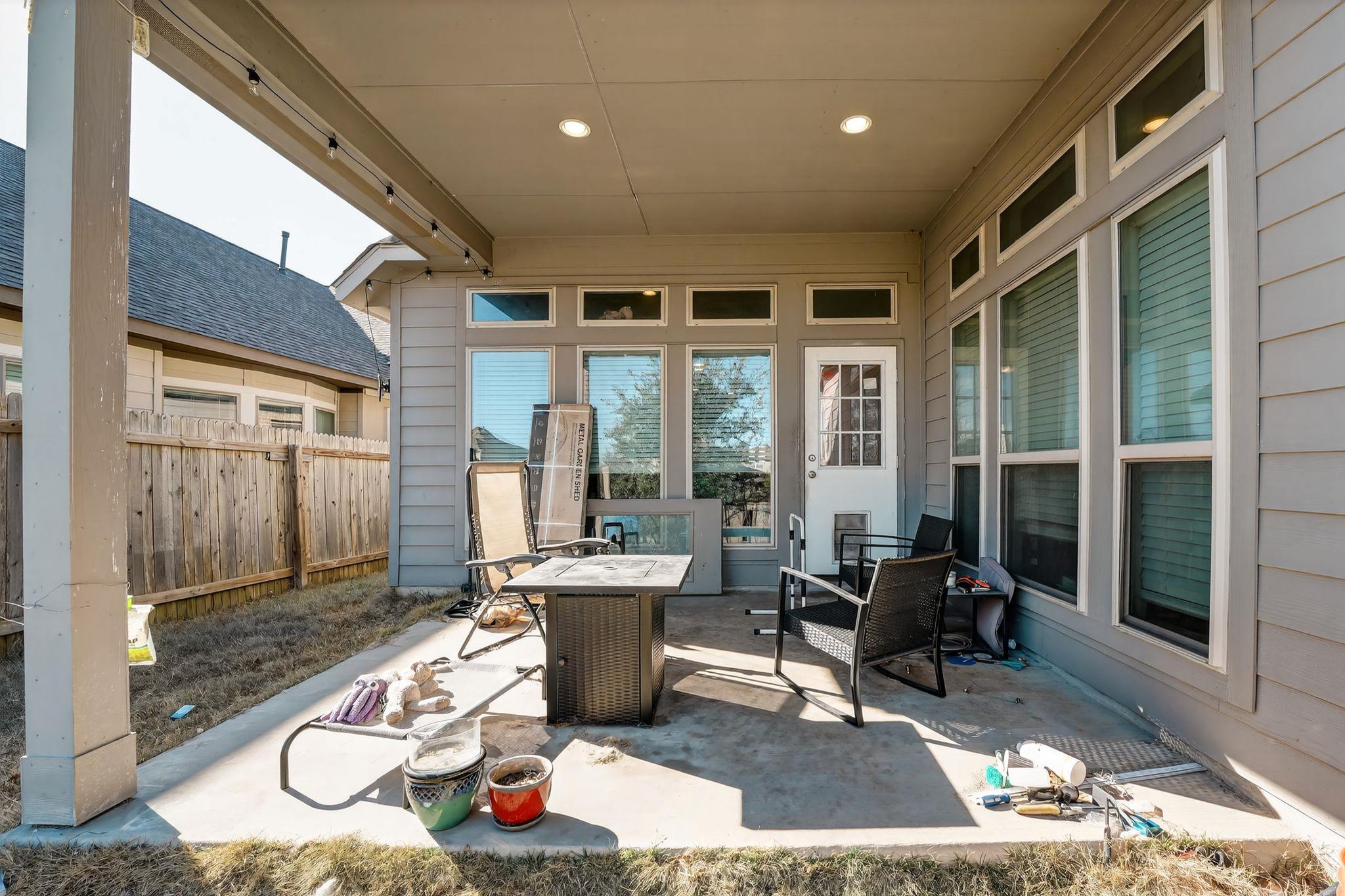 632 Blue Oak Blvd, San Marcos, TX 78666