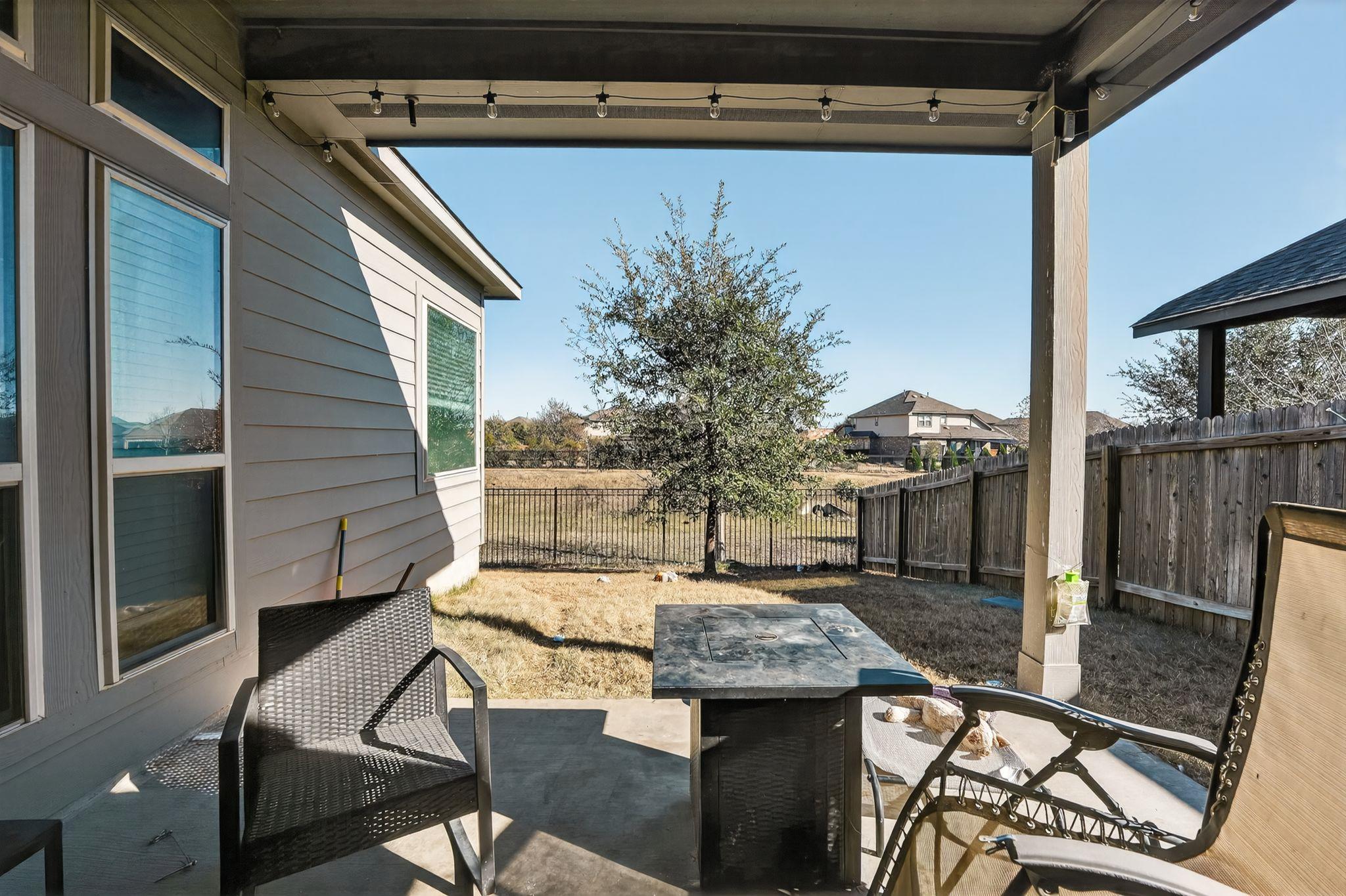 632 Blue Oak Blvd, San Marcos, TX 78666