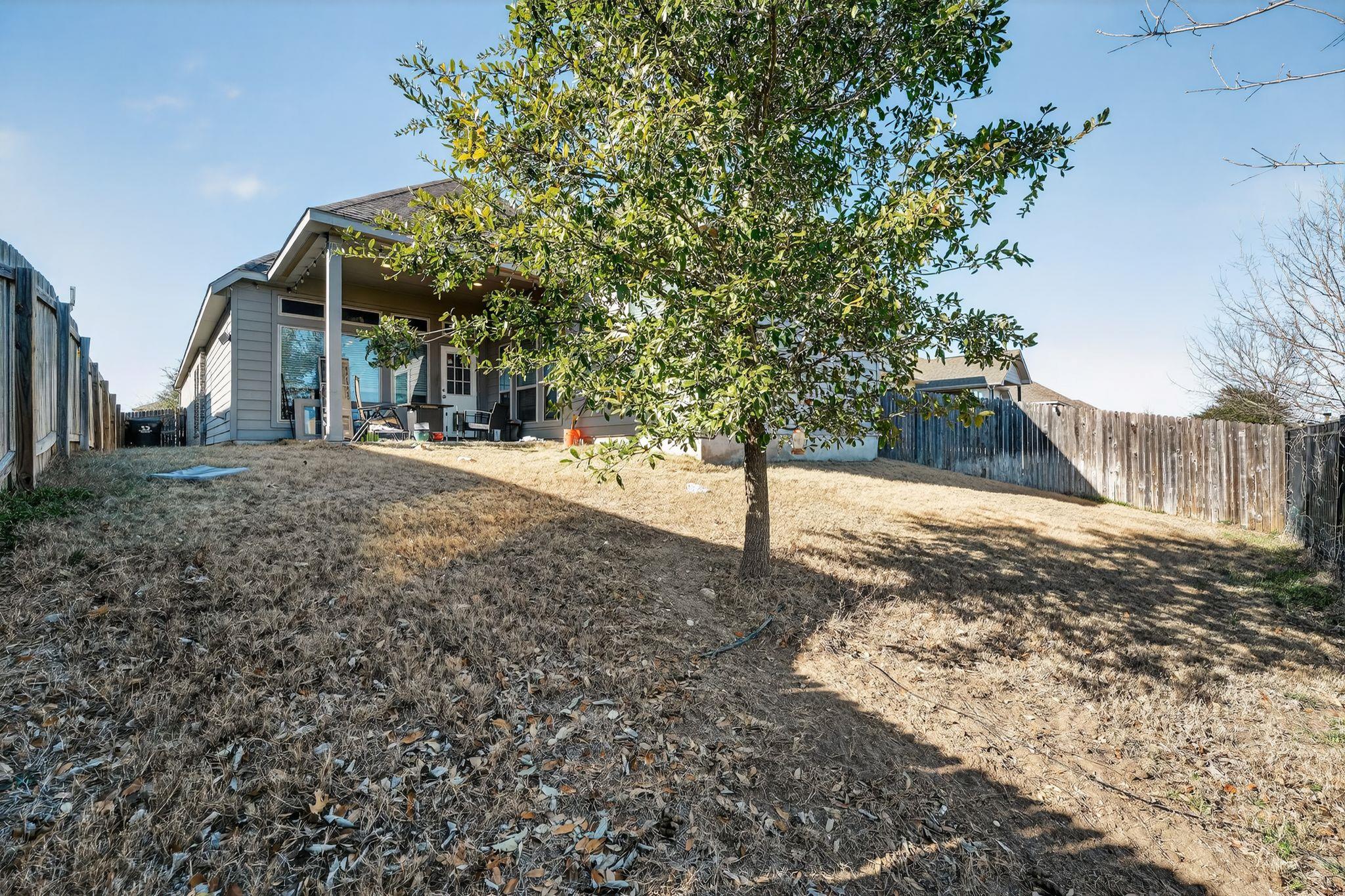 632 Blue Oak Blvd, San Marcos, TX 78666