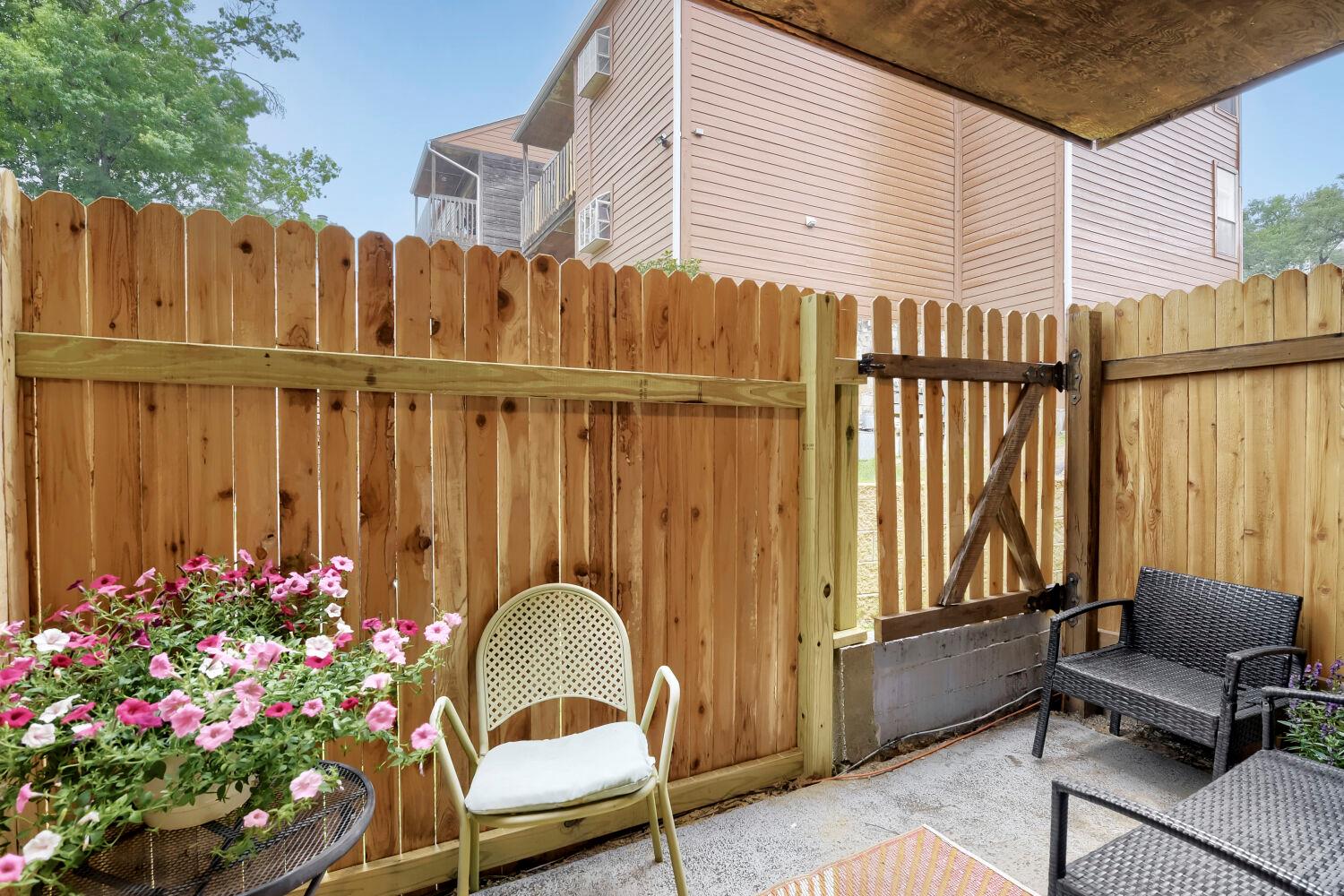 6903 Deatonhill Dr # 20, Austin, TX 78745