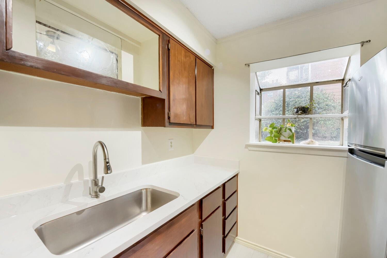 6903 Deatonhill Dr # 20, Austin, TX 78745