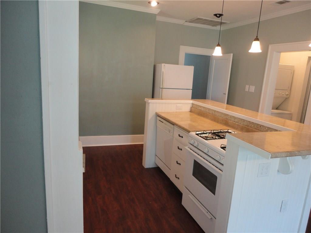 200 E 33rd St, Austin, TX 78705