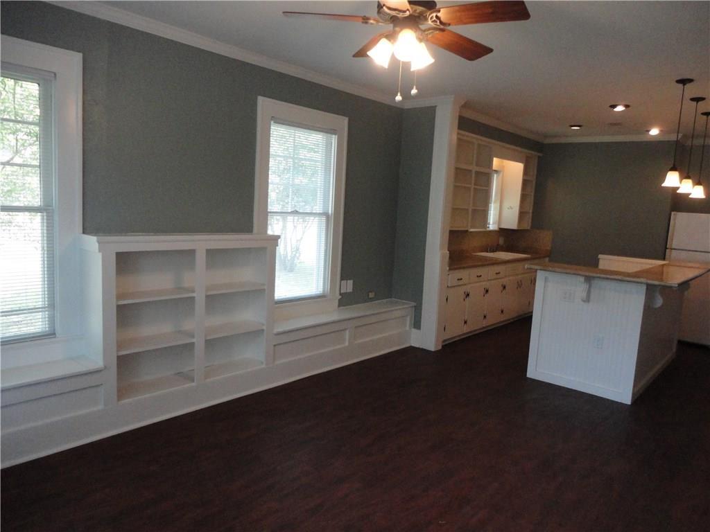 200 E 33rd St, Austin, TX 78705