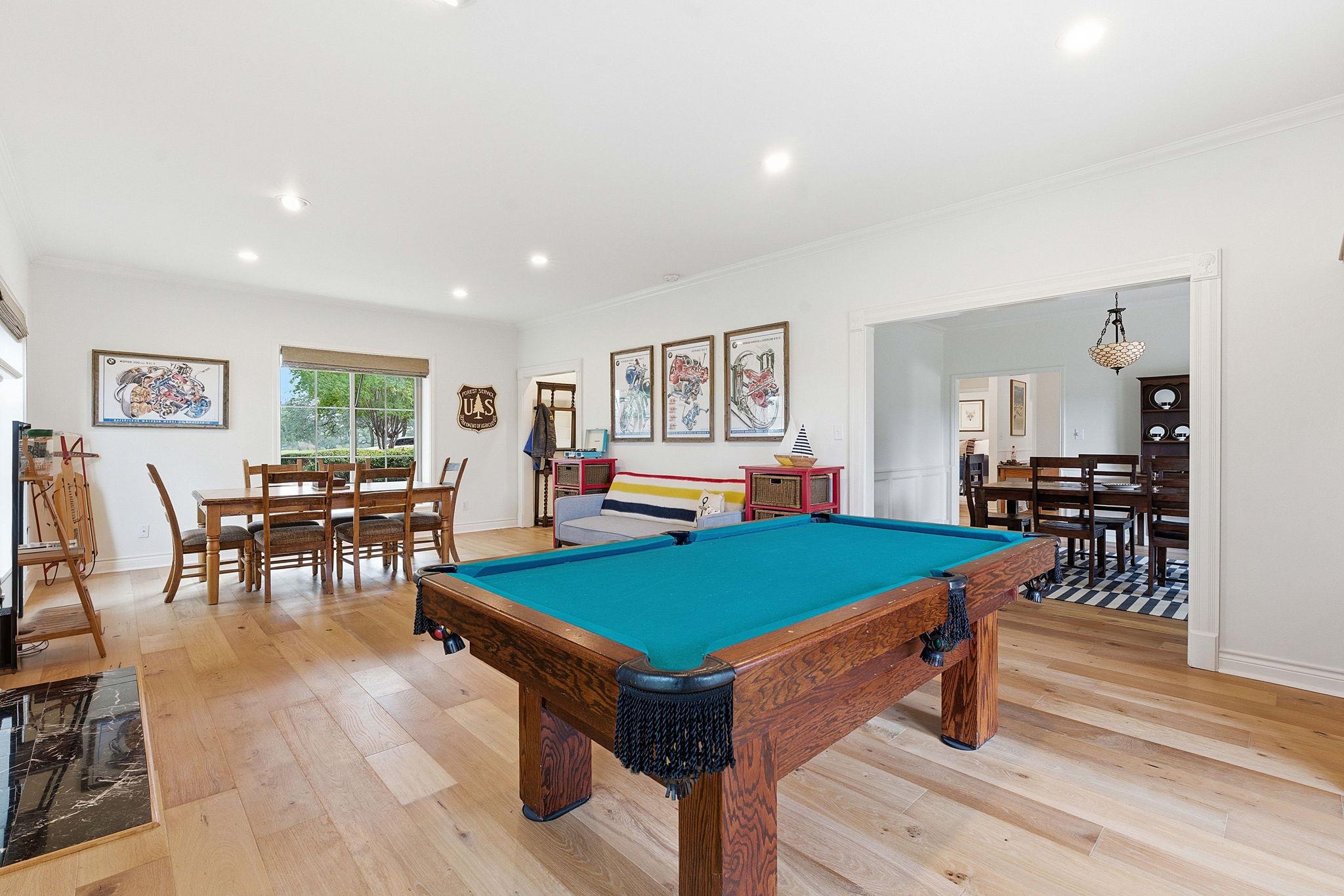 27030 Masters Pkwy, Spicewood, TX 78669