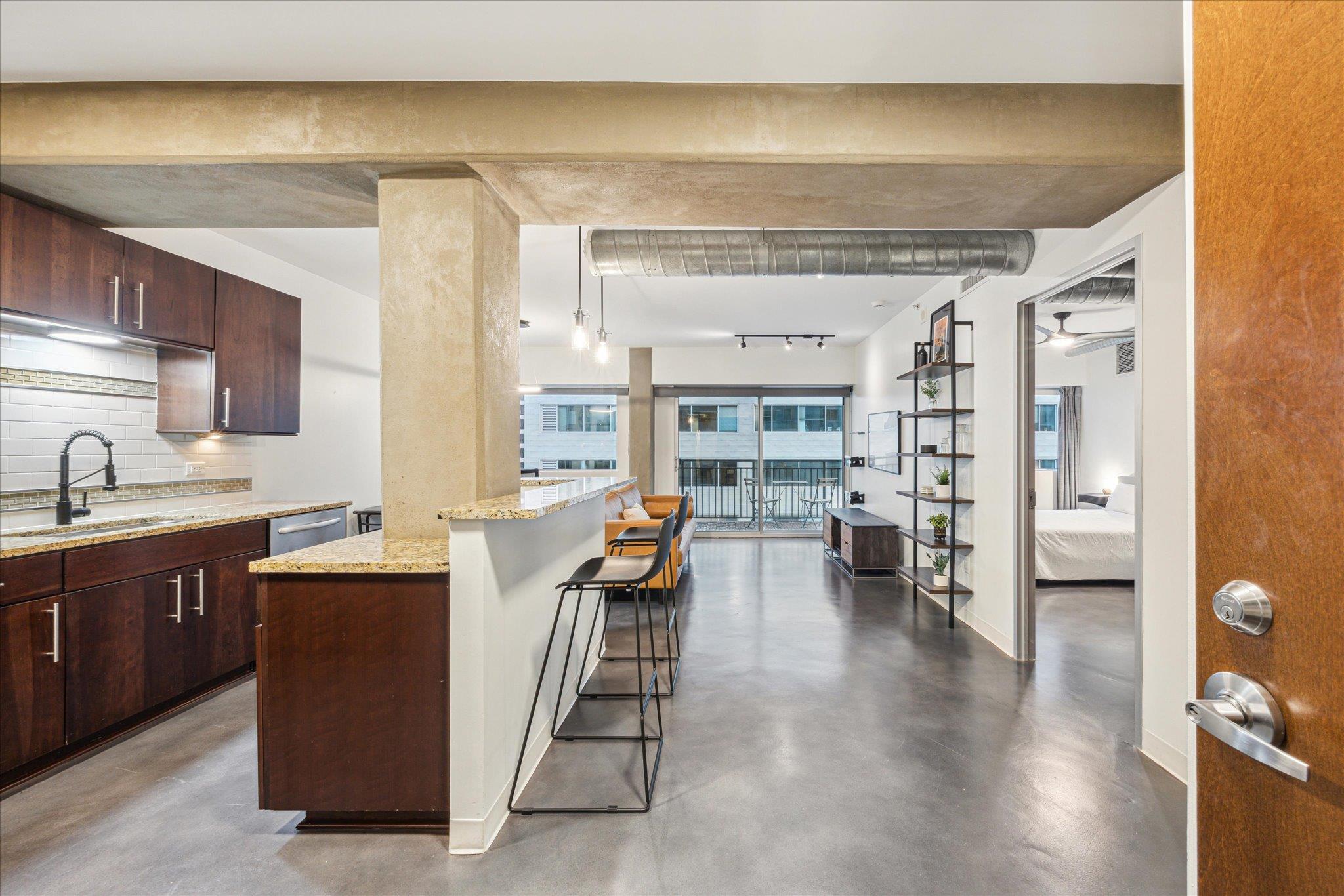 800 Brazos St # 1002, Austin, TX 78701