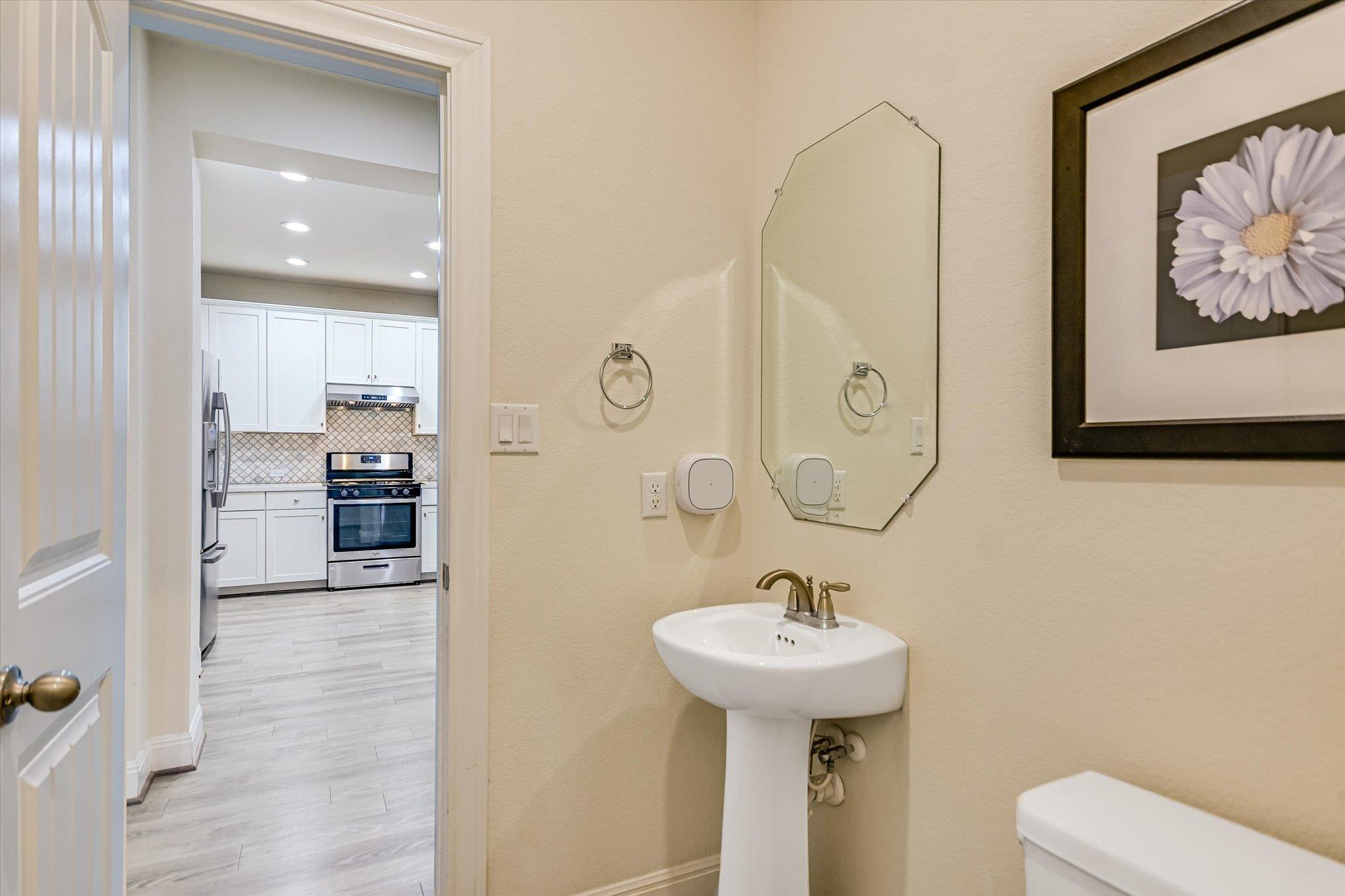 316 Middle Brook Dr, Leander, TX 78641