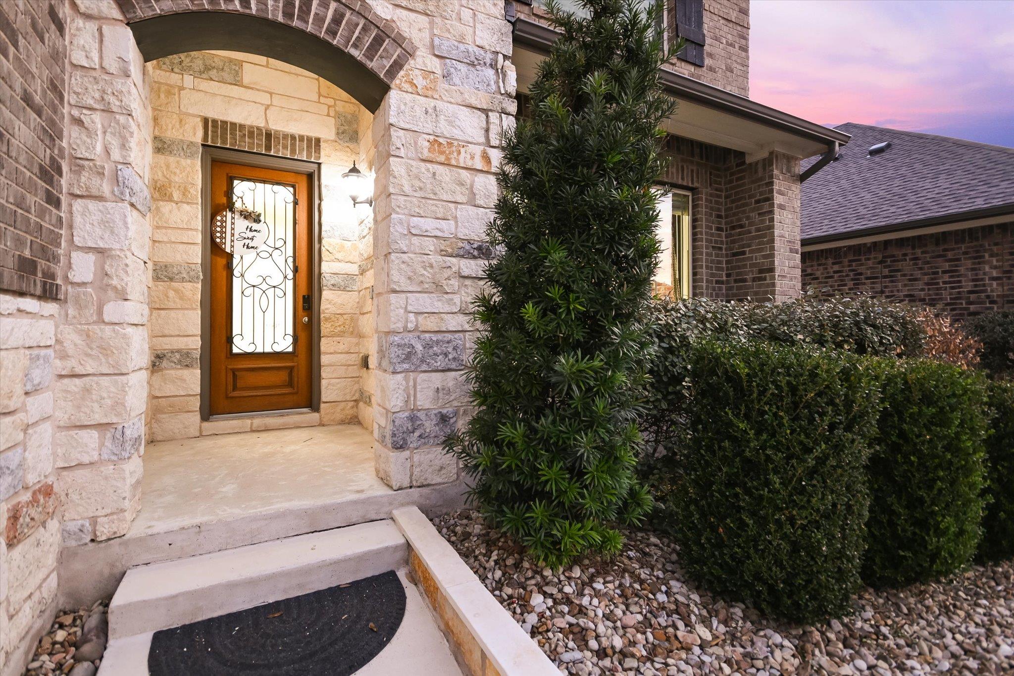 316 Middle Brook Dr, Leander, TX 78641