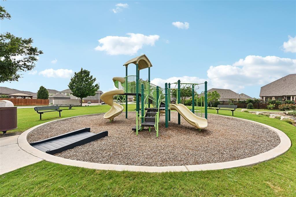 316 Middle Brook Dr, Leander, TX 78641