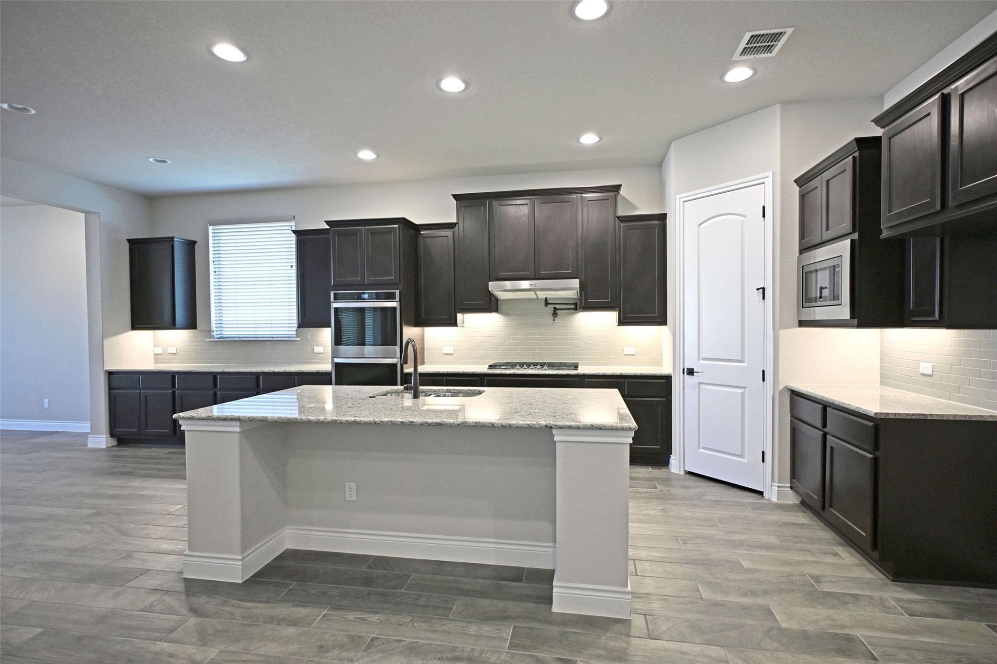 588 Vale Ct, New Braunfels, TX 78132