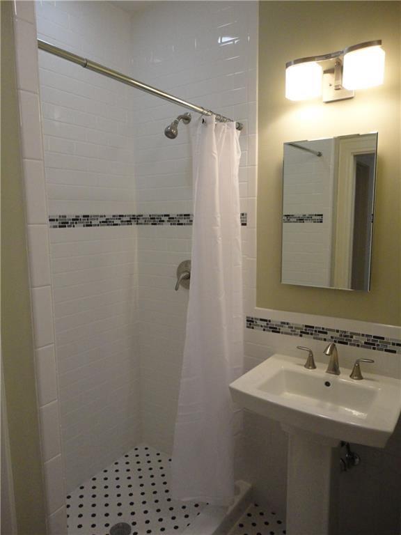 311 Moore Blvd # B, Austin, TX 78705