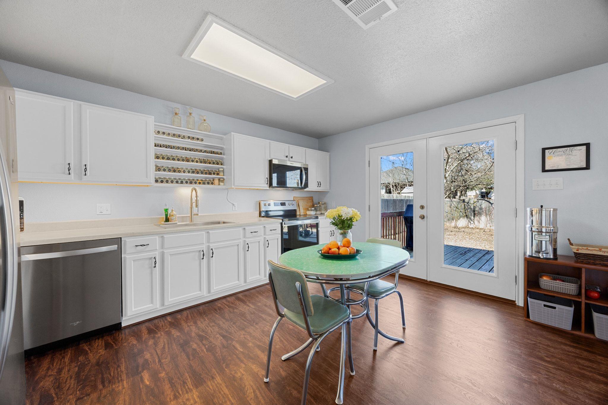 2902 Hill View Cv, Round Rock, TX 78664