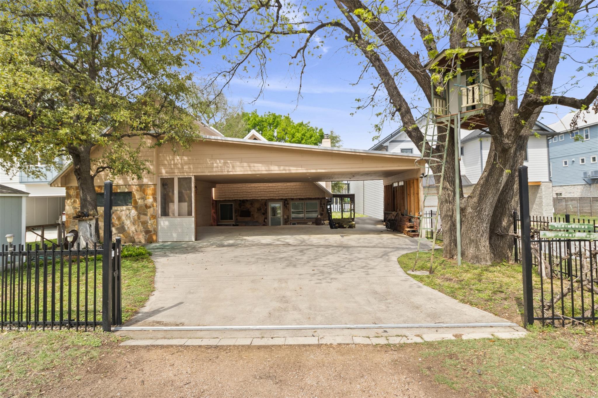 320 Harris Loop, Kingsland, TX 78639