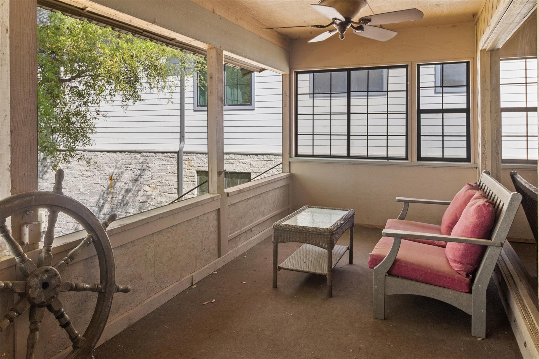 320 Harris Loop, Kingsland, TX 78639