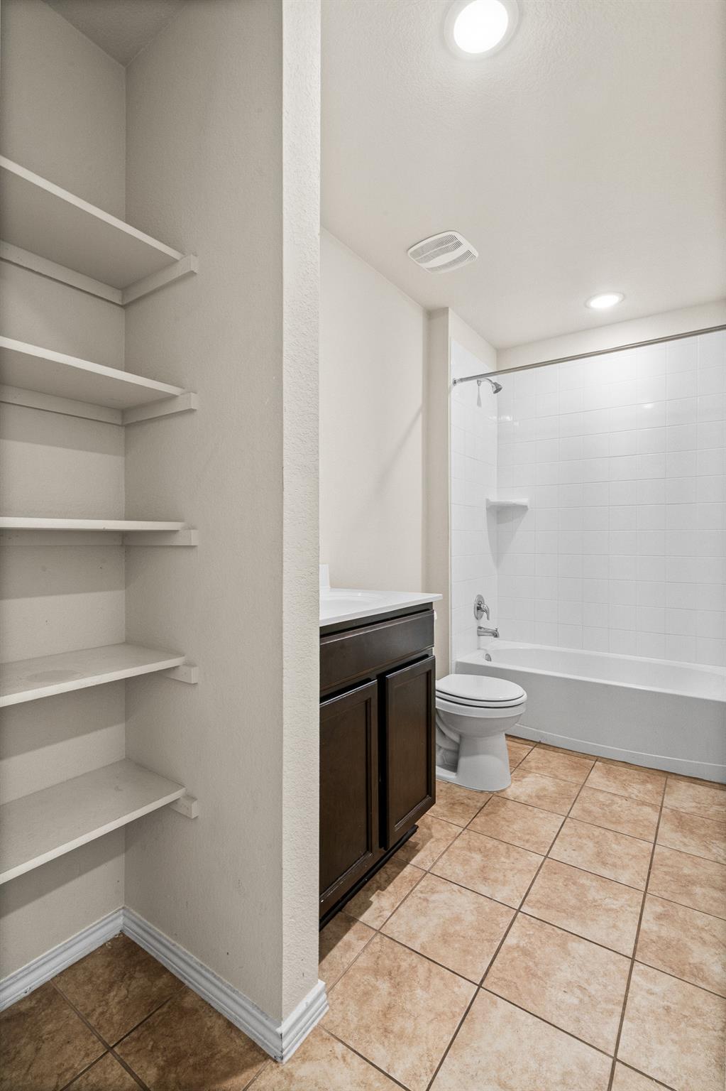 5809 Harriet Tubman Ave, Killeen, TX 76543