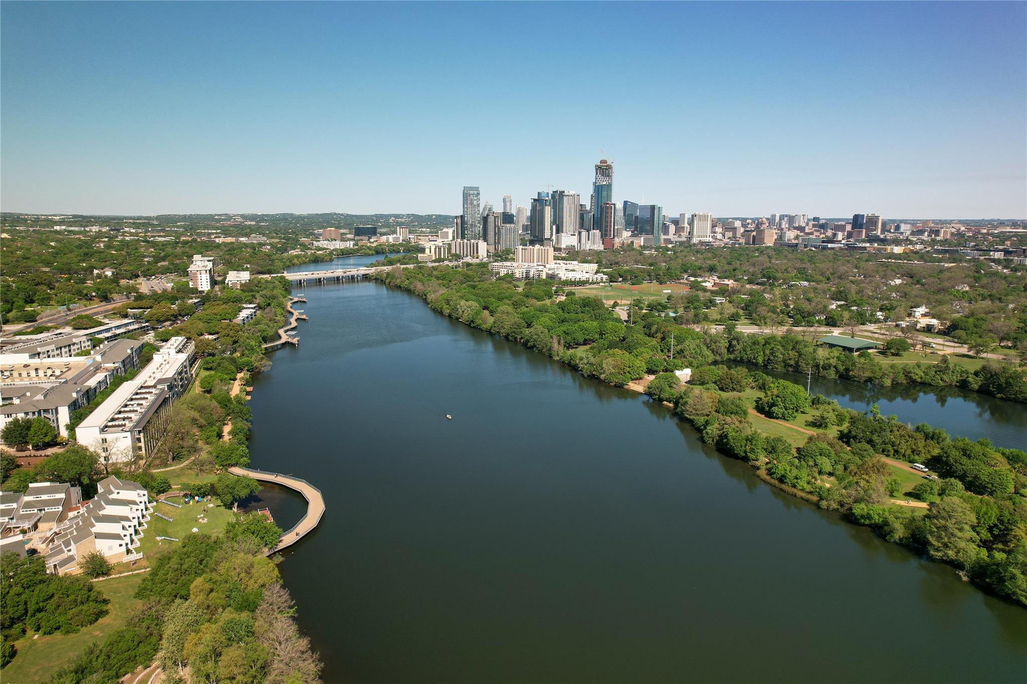 2000-2A Breeze Holw, Austin, TX 78741