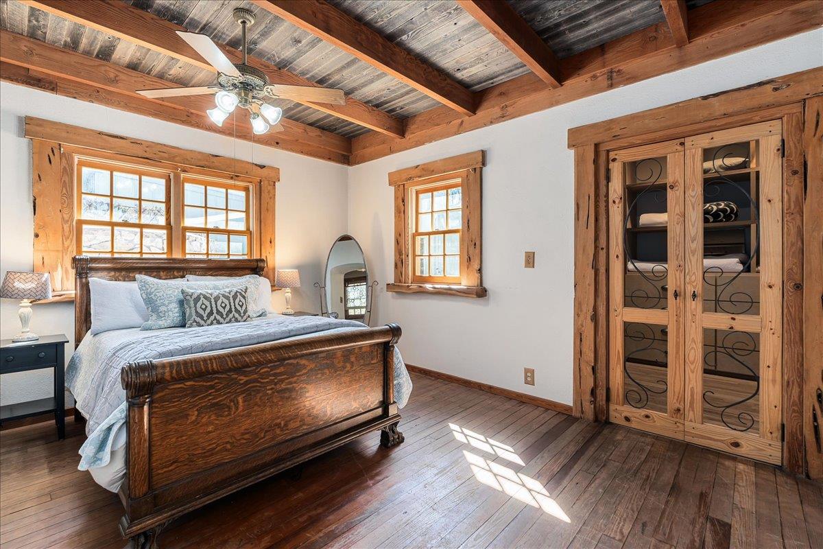 22703 HIGHWAY 71 W, Spicewood, TX 78669