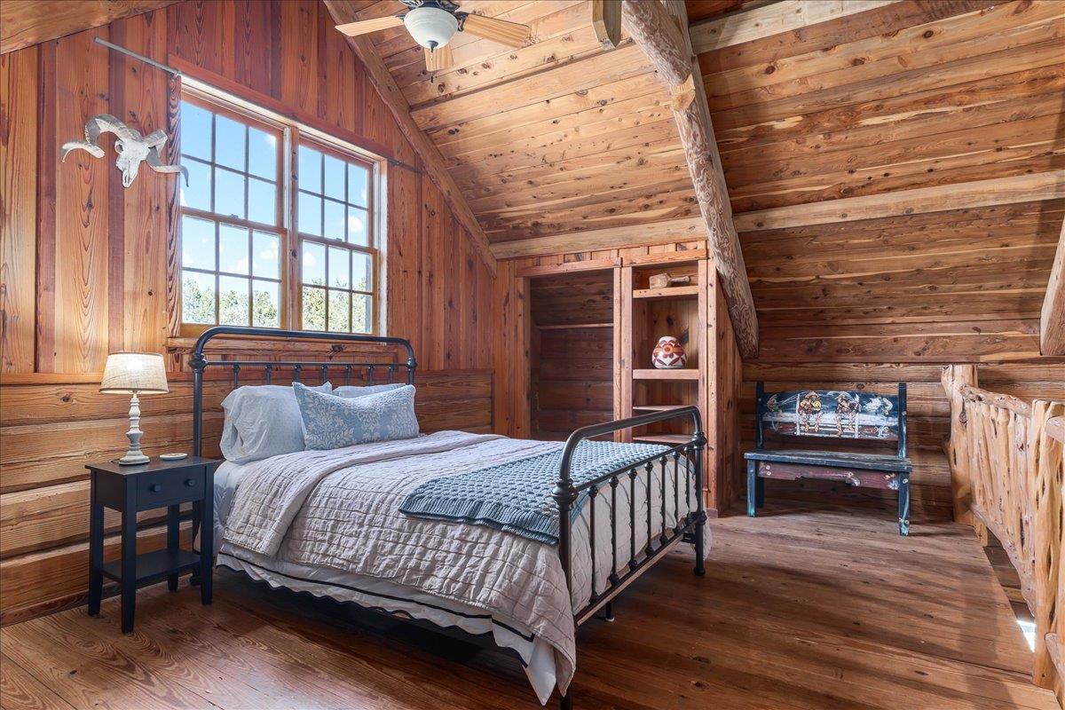 22703 HIGHWAY 71 W, Spicewood, TX 78669