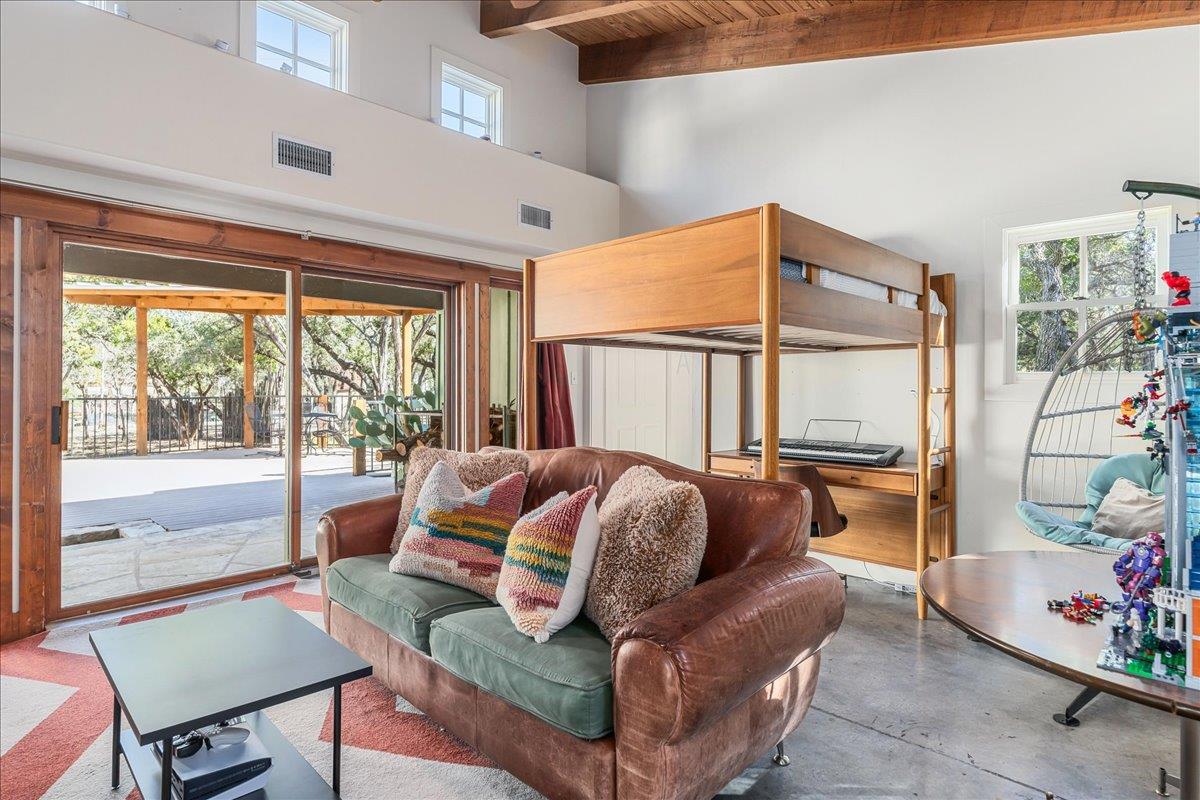 22703 HIGHWAY 71 W, Spicewood, TX 78669