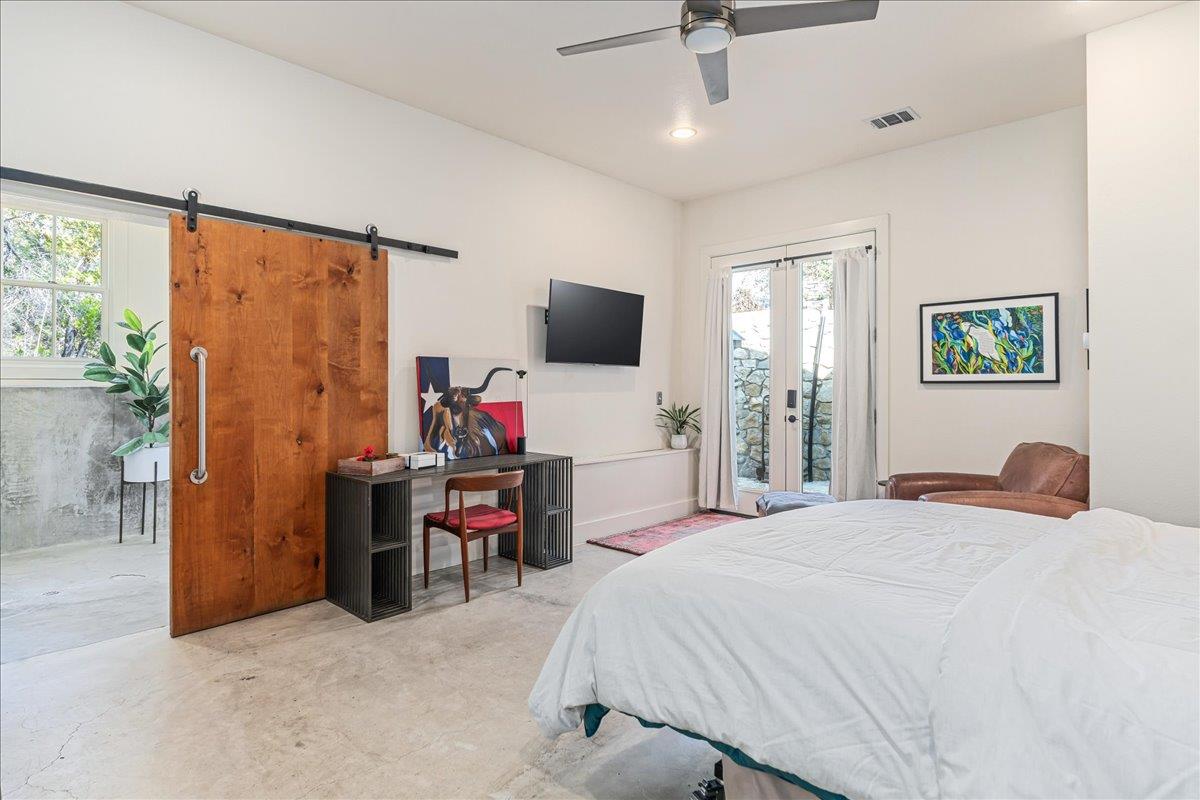 22703 HIGHWAY 71 W, Spicewood, TX 78669