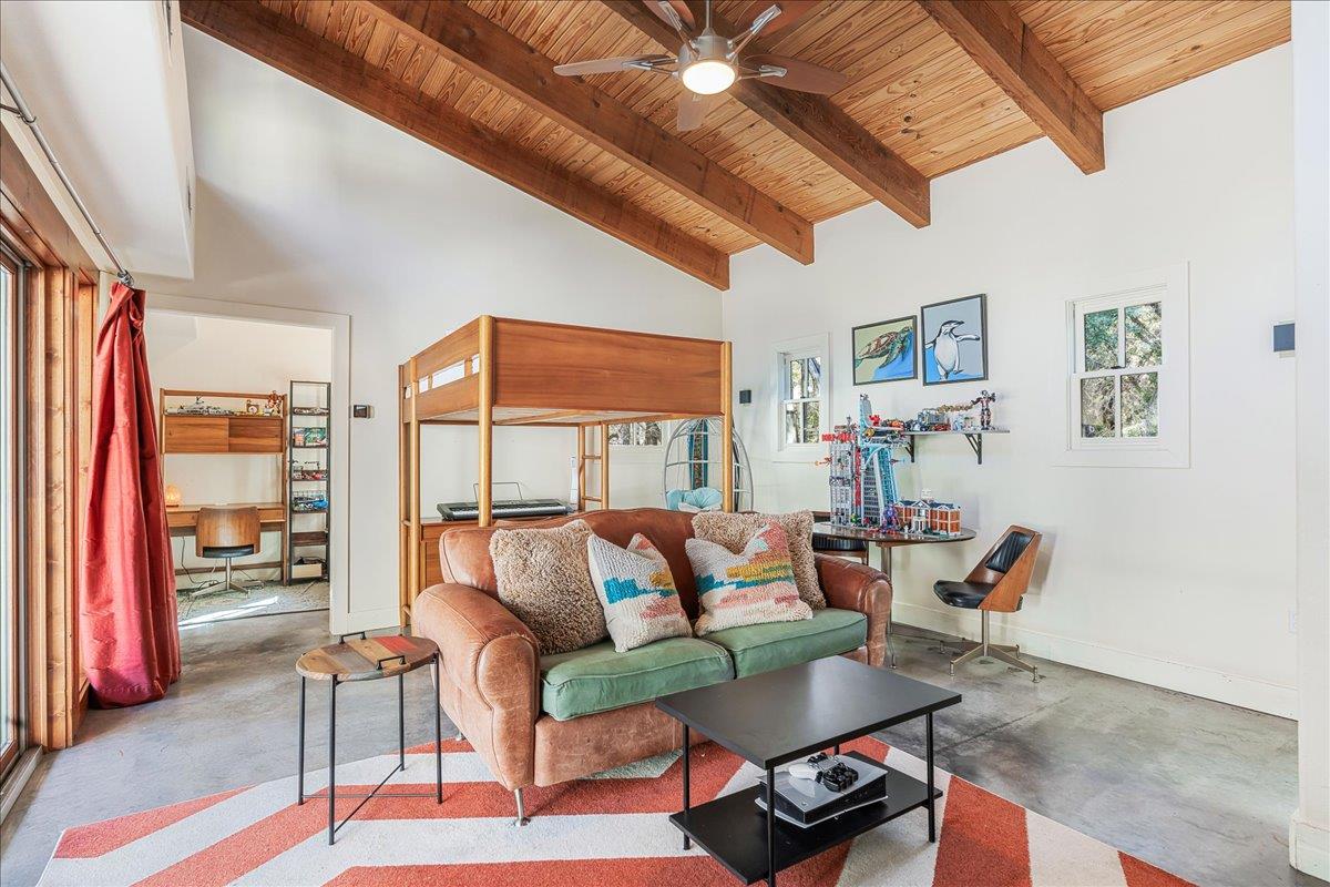 22703 HIGHWAY 71 W, Spicewood, TX 78669