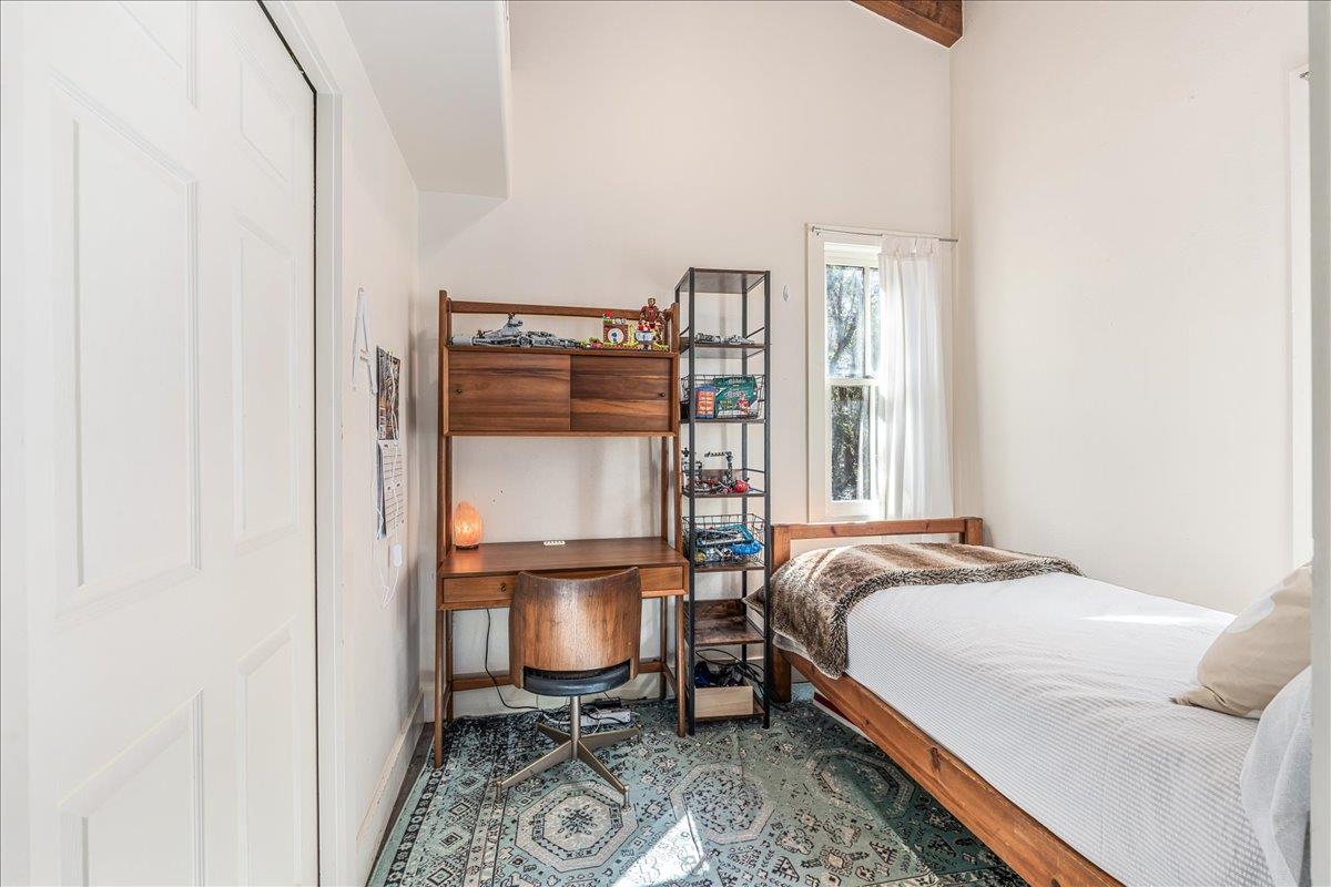 22703 HIGHWAY 71 W, Spicewood, TX 78669