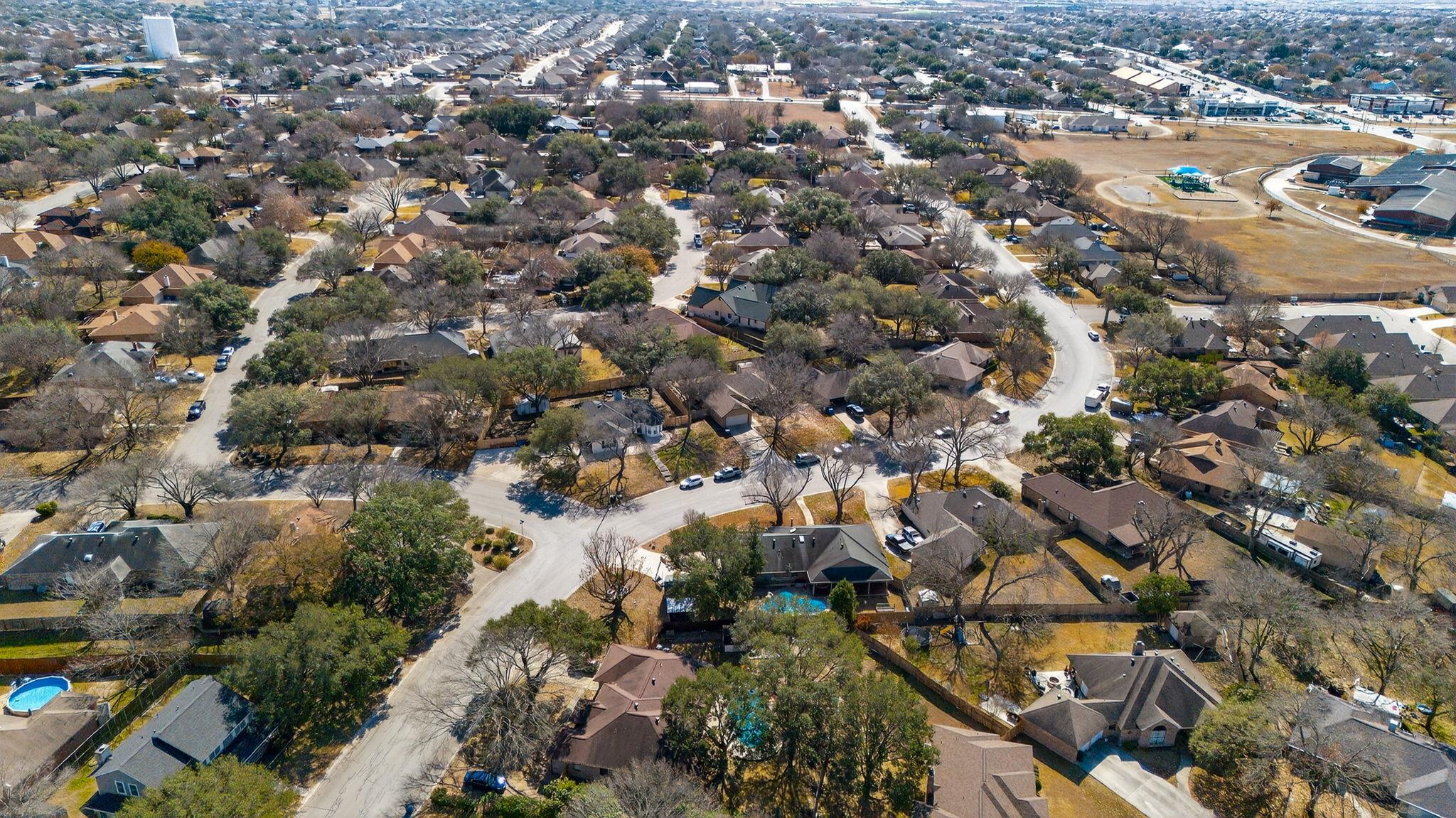 1911 Palace Dr, New Braunfels, TX 78130