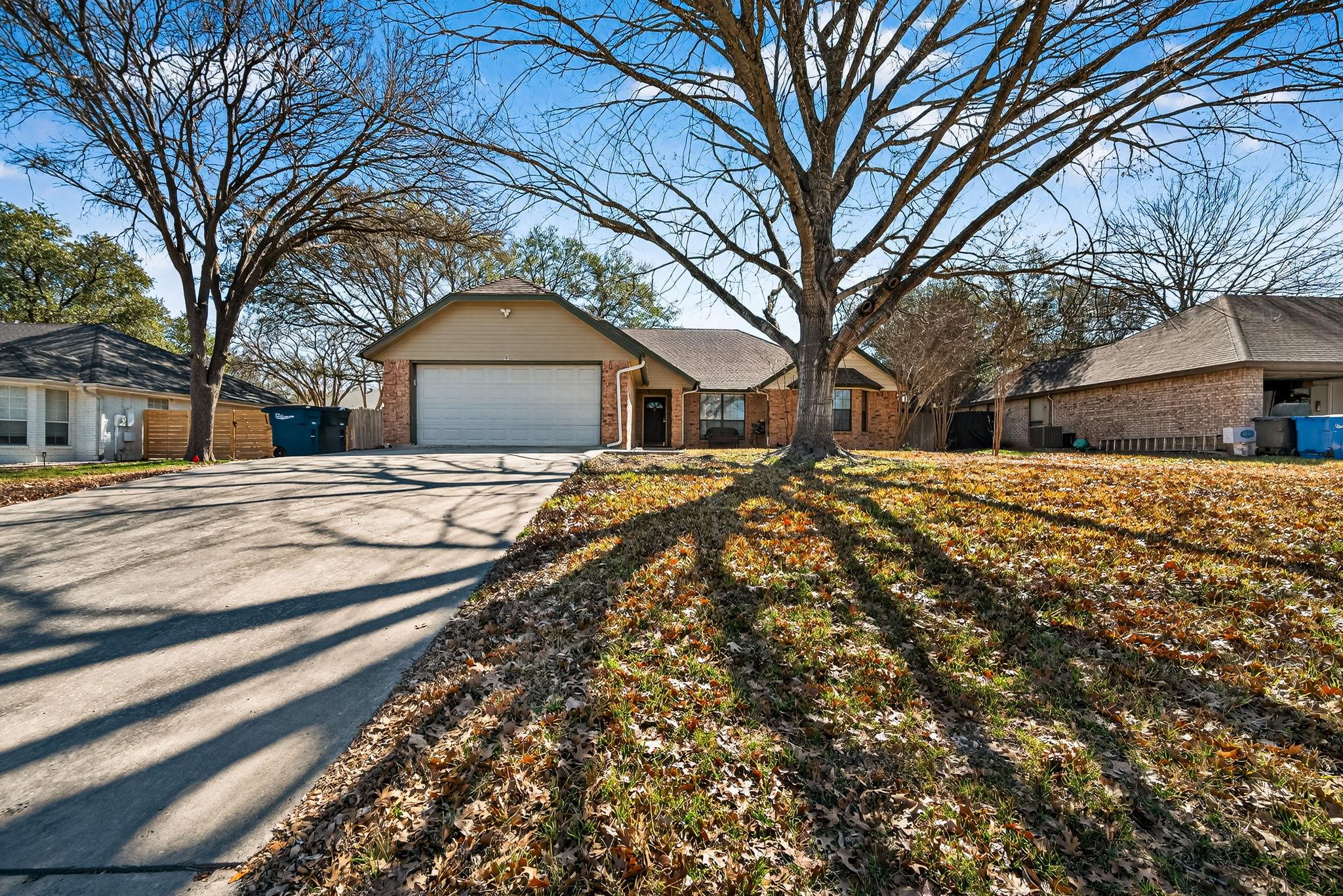 1911 Palace Dr, New Braunfels, TX 78130