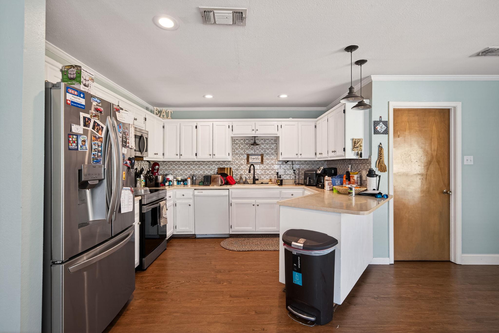 1911 Palace Dr, New Braunfels, TX 78130