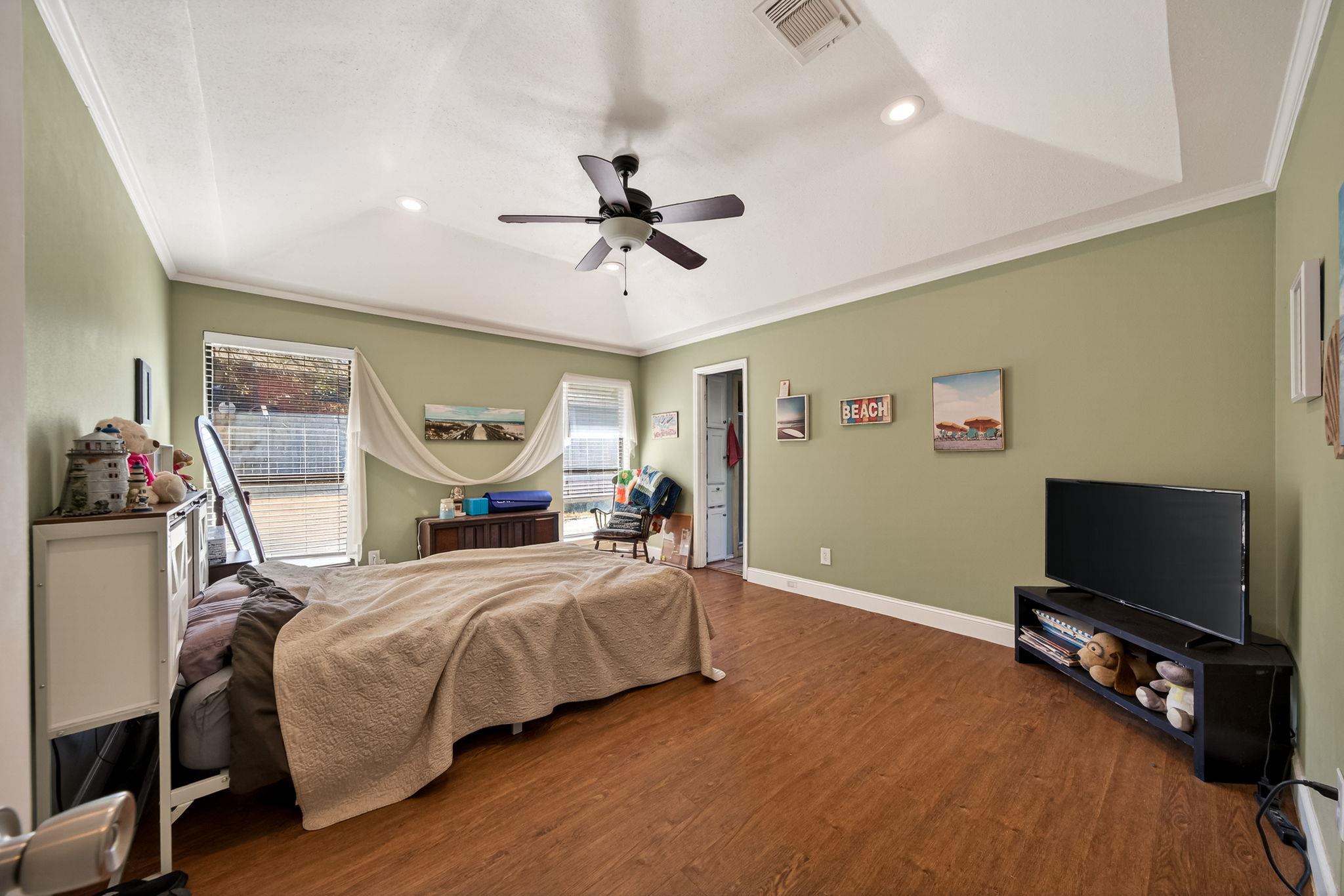 1911 Palace Dr, New Braunfels, TX 78130