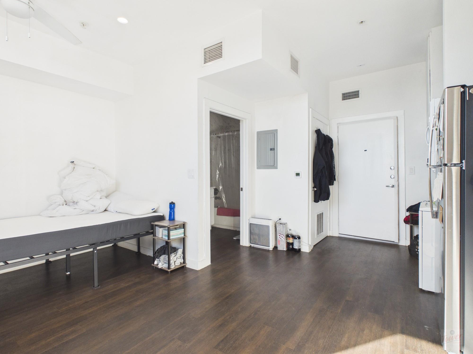 1010 W 26th St # 205, Austin, TX 78705