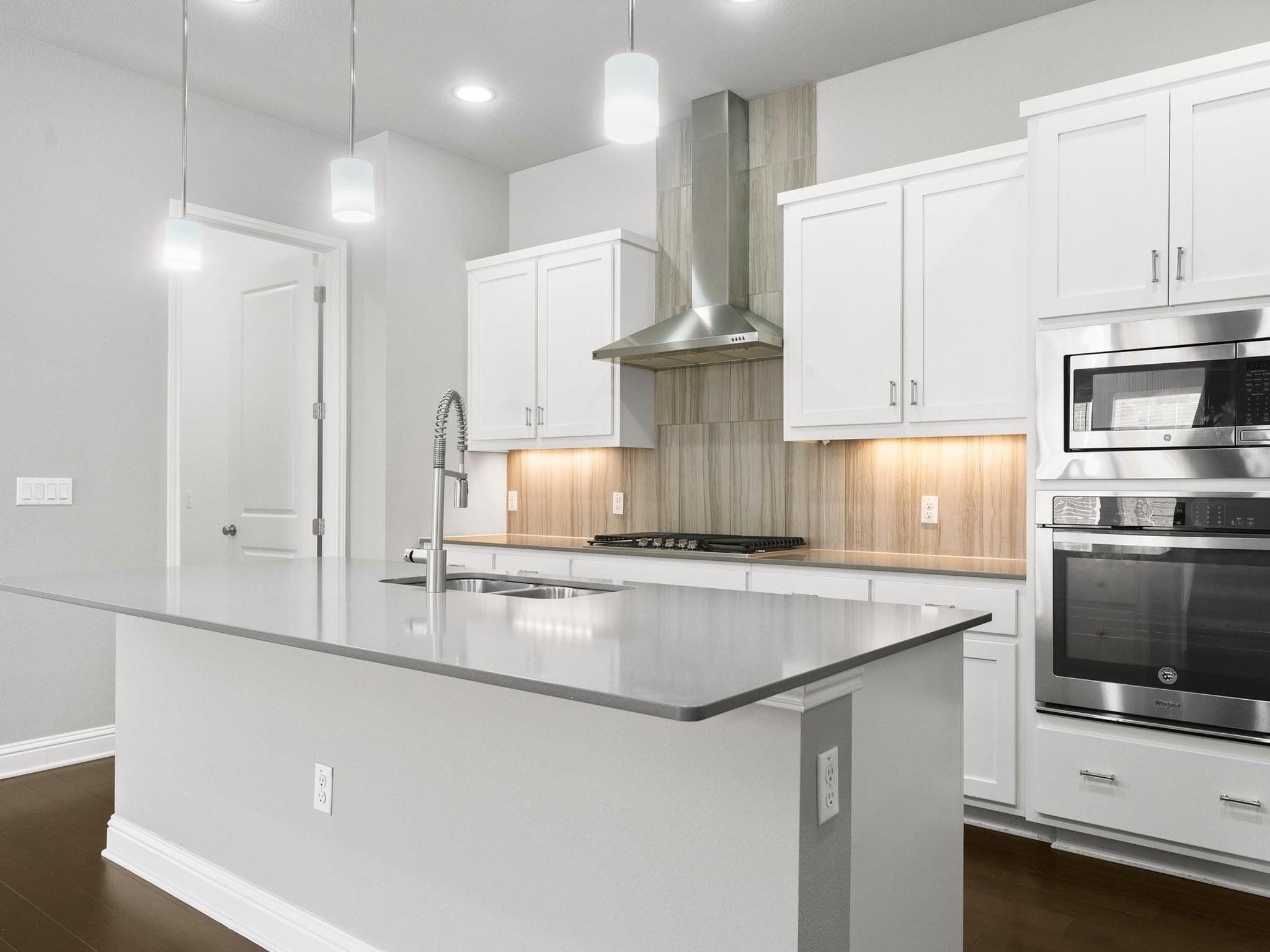 5305 Mandevilla Dr, Austin, TX 78739