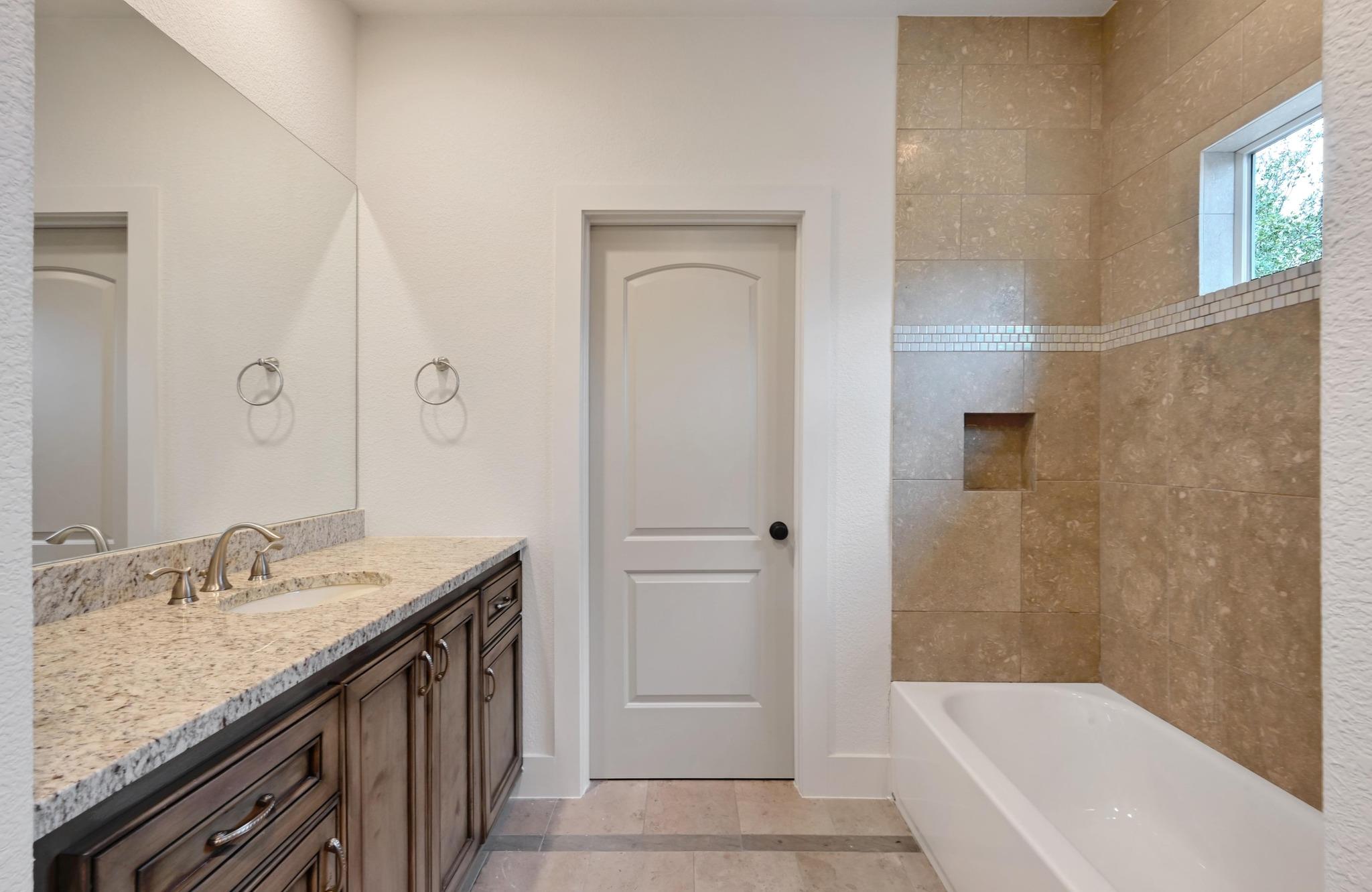 2800 Barton Point Dr, Austin, TX 78733