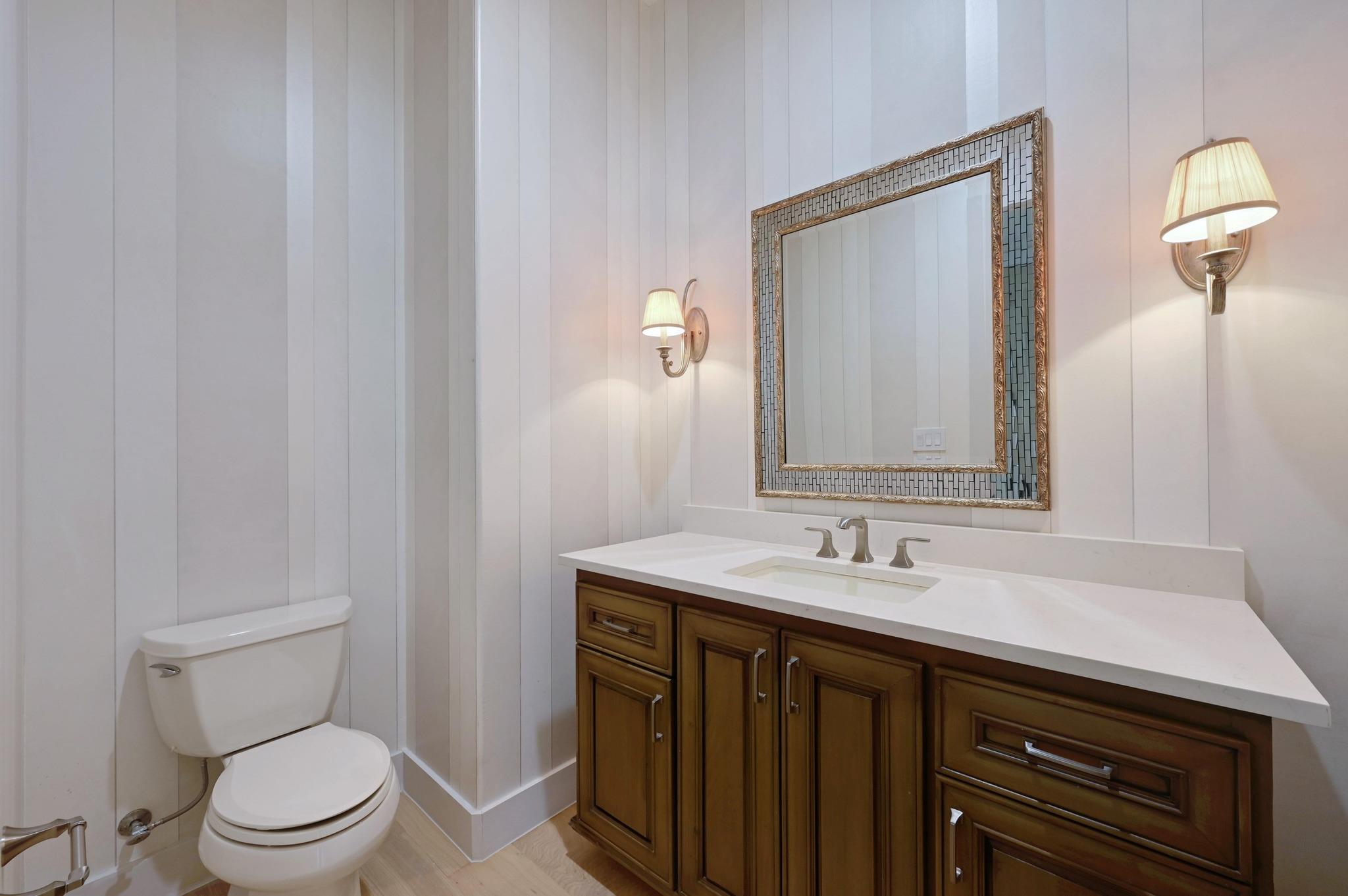 2800 Barton Point Dr, Austin, TX 78733